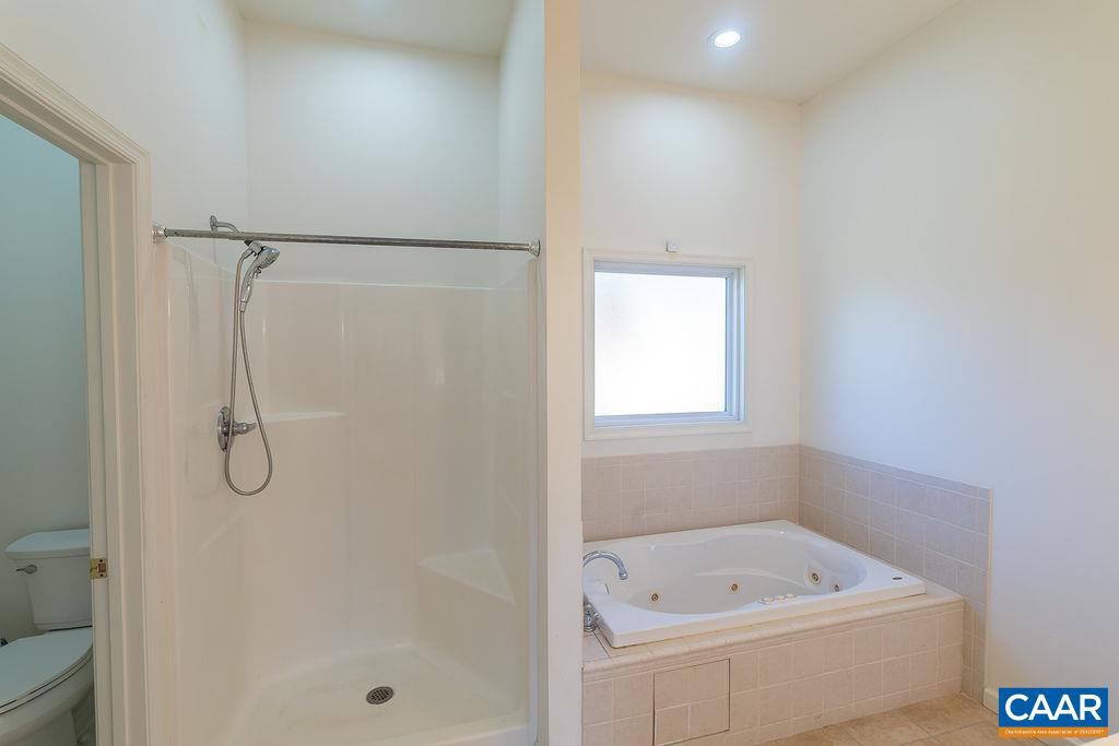 432 TWIN OAKS LN, KENTS STORE, Virginia 23084, 4 Bedrooms Bedrooms, ,2 BathroomsBathrooms,Residential,432 TWIN OAKS LN,682879 MLS # 682879