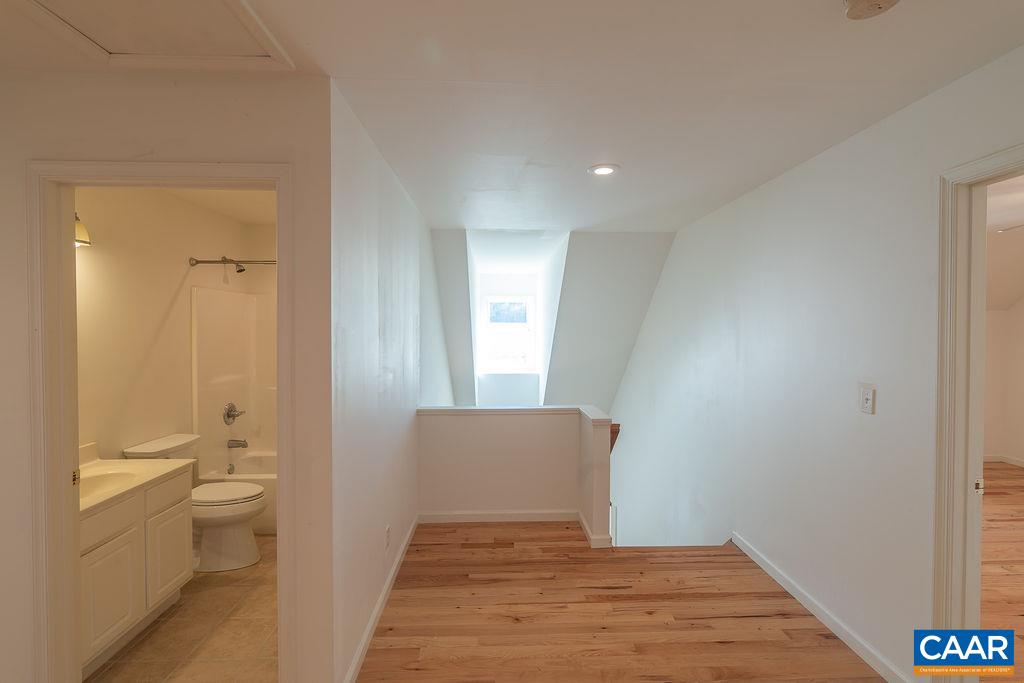 432 TWIN OAKS LN, KENTS STORE, Virginia 23084, 4 Bedrooms Bedrooms, ,2 BathroomsBathrooms,Residential,432 TWIN OAKS LN,682879 MLS # 682879