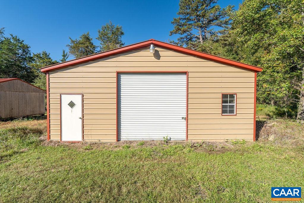 432 TWIN OAKS LN, KENTS STORE, Virginia 23084, 4 Bedrooms Bedrooms, ,2 BathroomsBathrooms,Residential,432 TWIN OAKS LN,682879 MLS # 682879