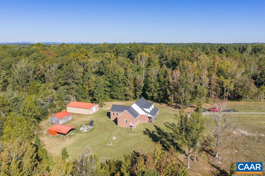 432 TWIN OAKS LN, KENTS STORE, Virginia 23084, 4 Bedrooms Bedrooms, ,2 BathroomsBathrooms,Residential,432 TWIN OAKS LN,682879 MLS # 682879