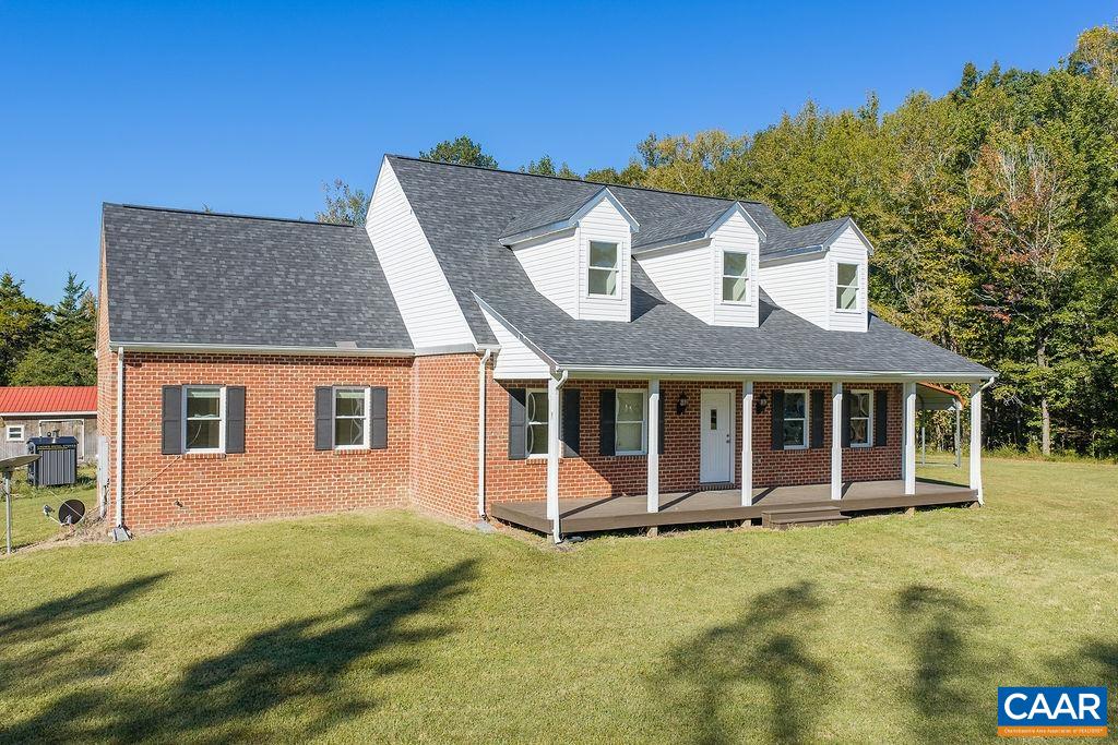 432 TWIN OAKS LN, KENTS STORE, Virginia 23084, 4 Bedrooms Bedrooms, ,2 BathroomsBathrooms,Residential,432 TWIN OAKS LN,682879 MLS # 682879
