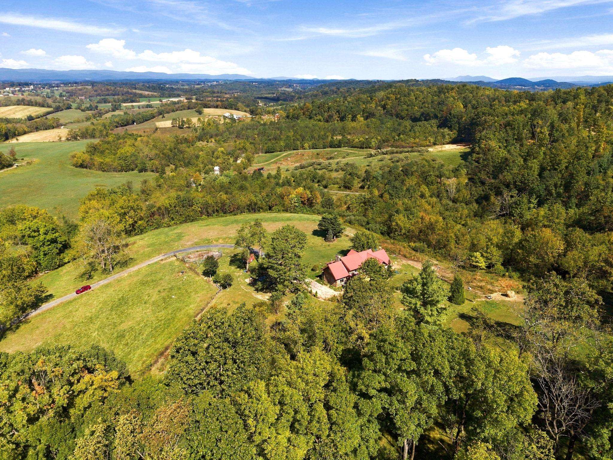 172 ROSEN LN, STAUNTON, Virginia 24401, 3 Bedrooms Bedrooms, ,2 BathroomsBathrooms,Residential,172 ROSEN LN,682880 MLS # 682880 172 ROSEN LN, STAUNTON, Virginia 24401, 3 Bedrooms Bedrooms, ,2 BathroomsBathrooms,Residential,172 ROSEN LN,682880 MLS # 682880