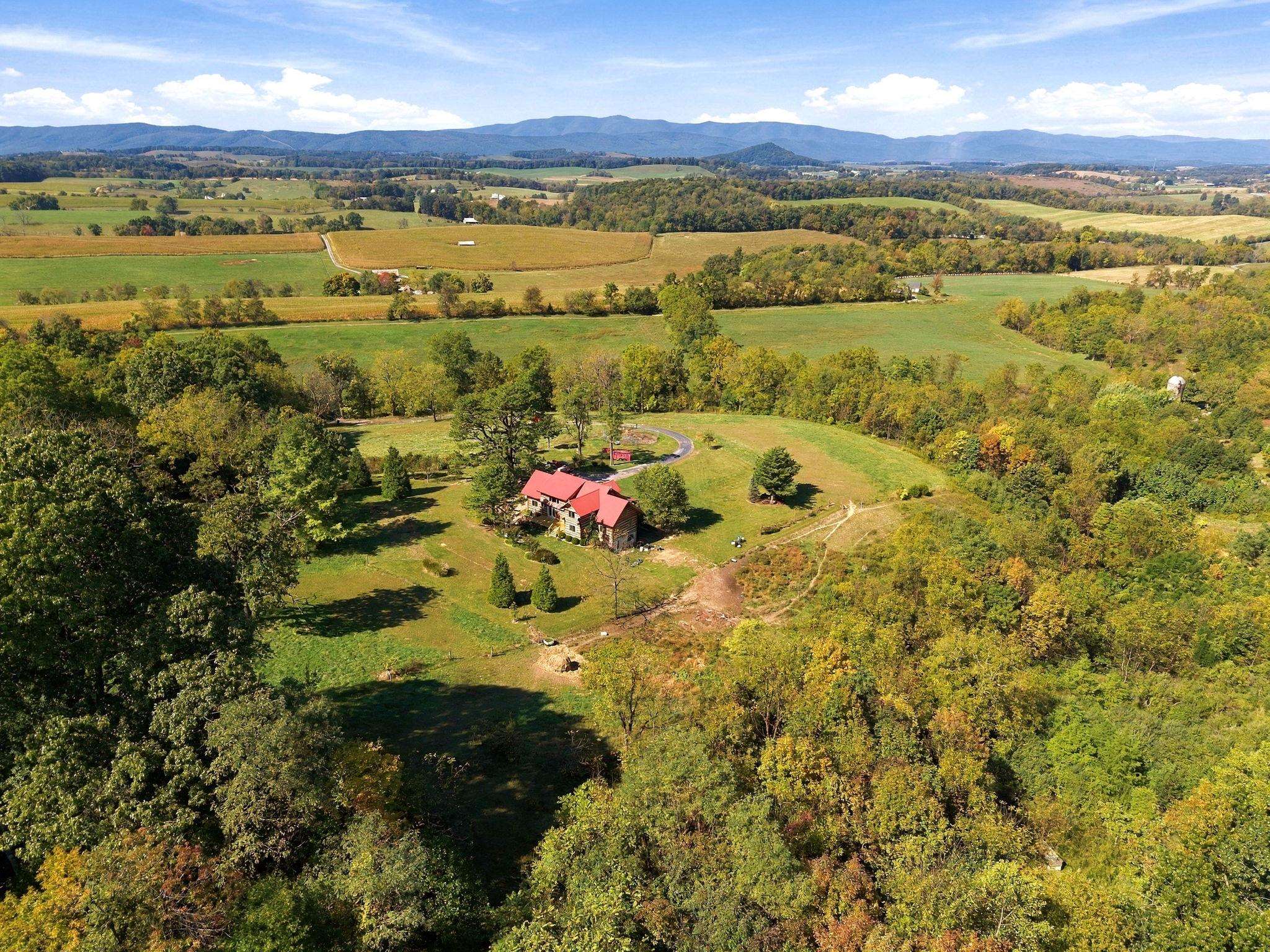 172 ROSEN LN, STAUNTON, Virginia 24401, 3 Bedrooms Bedrooms, ,2 BathroomsBathrooms,Residential,172 ROSEN LN,682880 MLS # 682880 172 ROSEN LN, STAUNTON, Virginia 24401, 3 Bedrooms Bedrooms, ,2 BathroomsBathrooms,Residential,172 ROSEN LN,682880 MLS # 682880