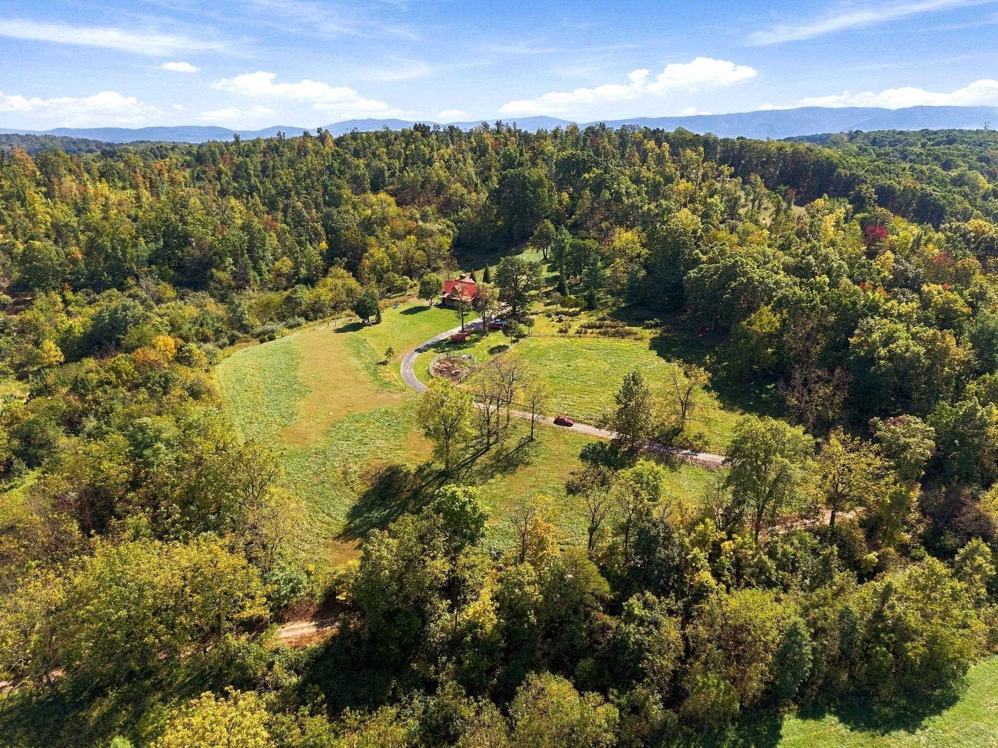 172 ROSEN LN, STAUNTON, Virginia 24401, 3 Bedrooms Bedrooms, ,2 BathroomsBathrooms,Residential,172 ROSEN LN,682880 MLS # 682880 172 ROSEN LN, STAUNTON, Virginia 24401, 3 Bedrooms Bedrooms, ,2 BathroomsBathrooms,Residential,172 ROSEN LN,682880 MLS # 682880