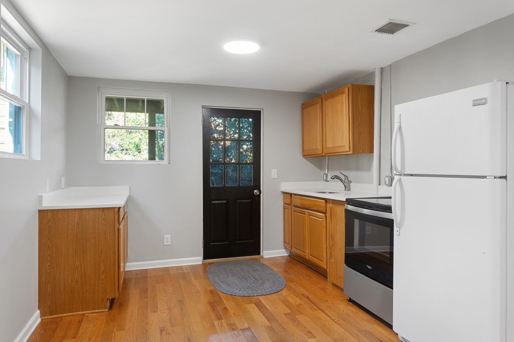 210 DIXIE AVE, HARRISONBURG, Virginia 22801, 5 Bedrooms Bedrooms, ,3 BathroomsBathrooms,Residential,210 DIXIE AVE,682881 MLS # 682881 210 DIXIE AVE, HARRISONBURG, Virginia 22801, 5 Bedrooms Bedrooms, ,3 BathroomsBathrooms,Residential,210 DIXIE AVE,682881 MLS # 682881