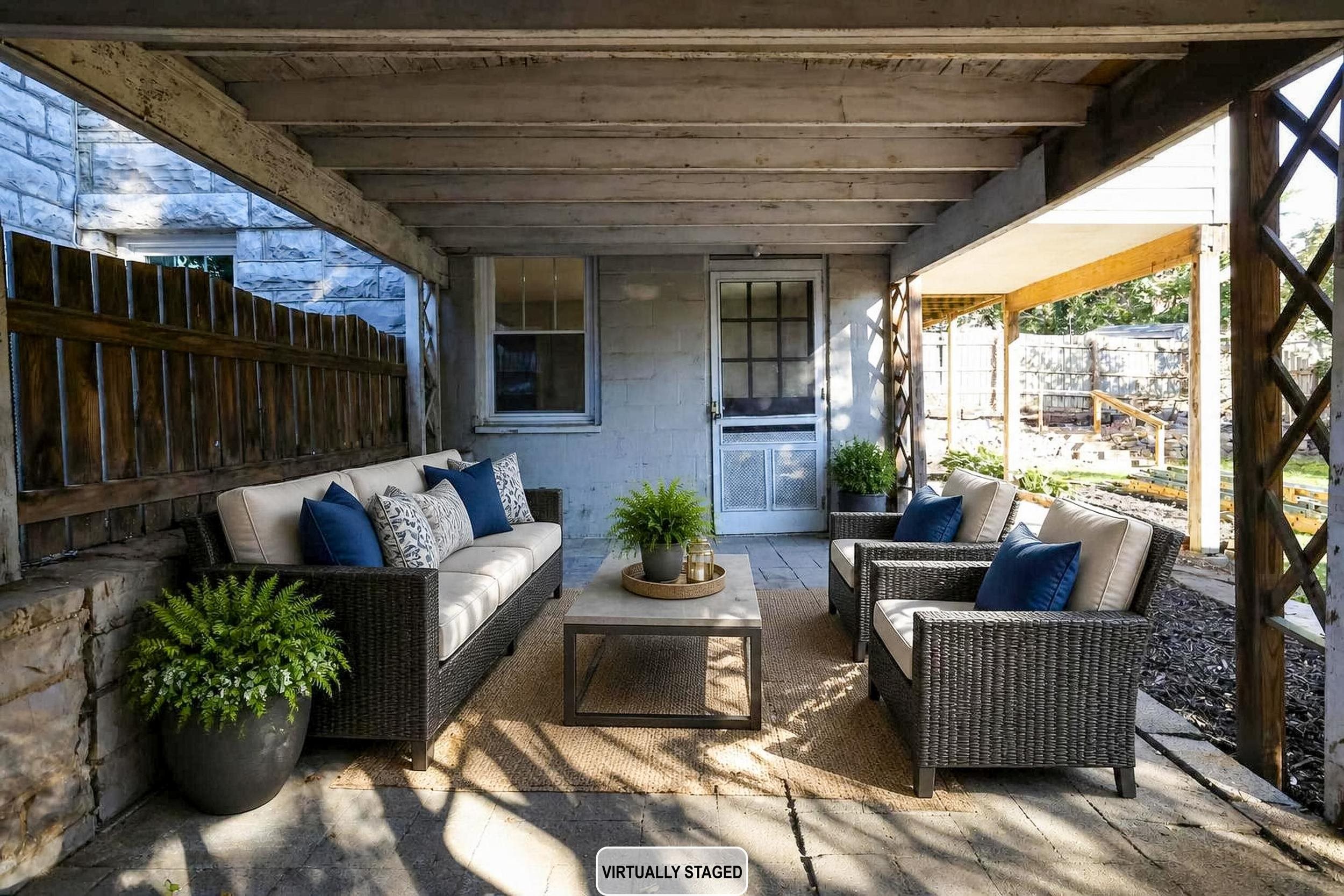 154 Sq Foot Breezeway/Terrace 154 Sq Foot Breezeway/Terrace