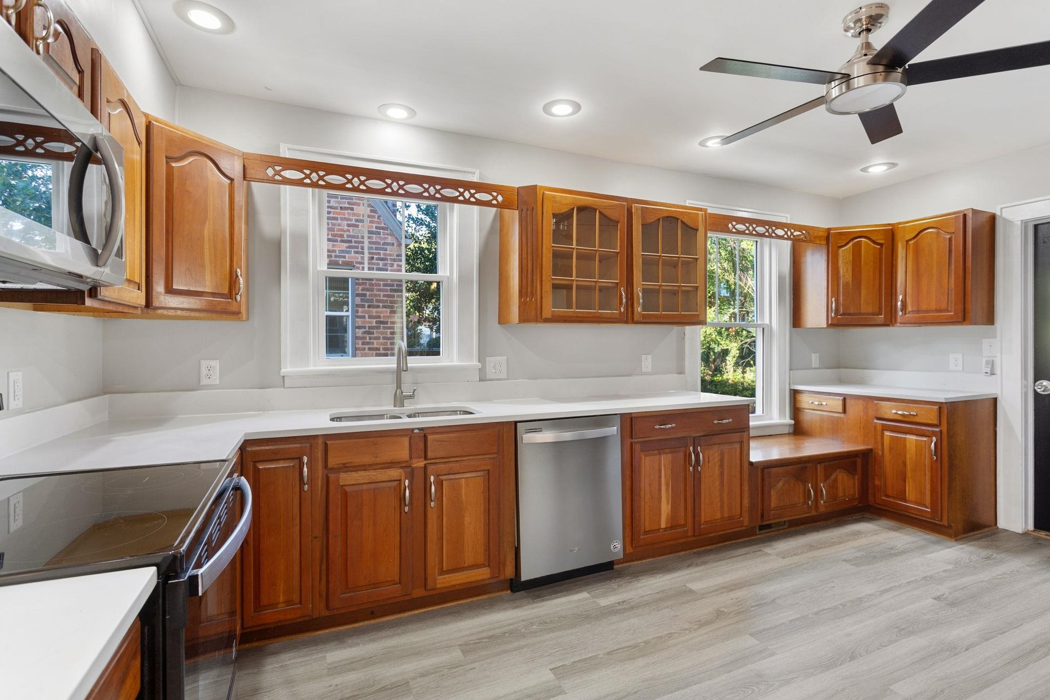 210 DIXIE AVE, HARRISONBURG, Virginia 22801, 5 Bedrooms Bedrooms, ,3 BathroomsBathrooms,Residential,210 DIXIE AVE,682881 MLS # 682881 210 DIXIE AVE, HARRISONBURG, Virginia 22801, 5 Bedrooms Bedrooms, ,3 BathroomsBathrooms,Residential,210 DIXIE AVE,682881 MLS # 682881