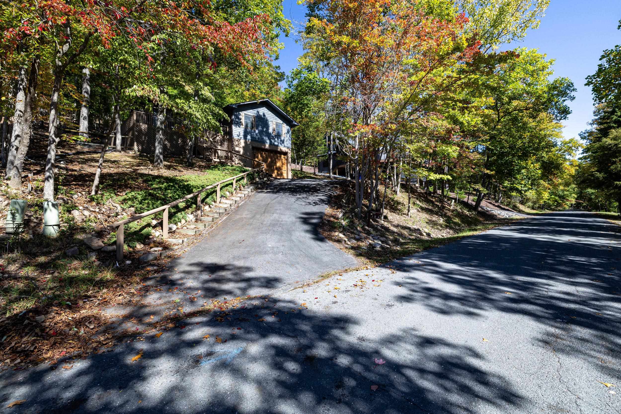 183 DEER DR, MCGAHEYSVILLE, Virginia 22840, 4 Bedrooms Bedrooms, ,2 BathroomsBathrooms,Residential,183 DEER DR,682887 MLS # 682887 183 DEER DR, MCGAHEYSVILLE, Virginia 22840, 4 Bedrooms Bedrooms, ,2 BathroomsBathrooms,Residential,183 DEER DR,682887 MLS # 682887