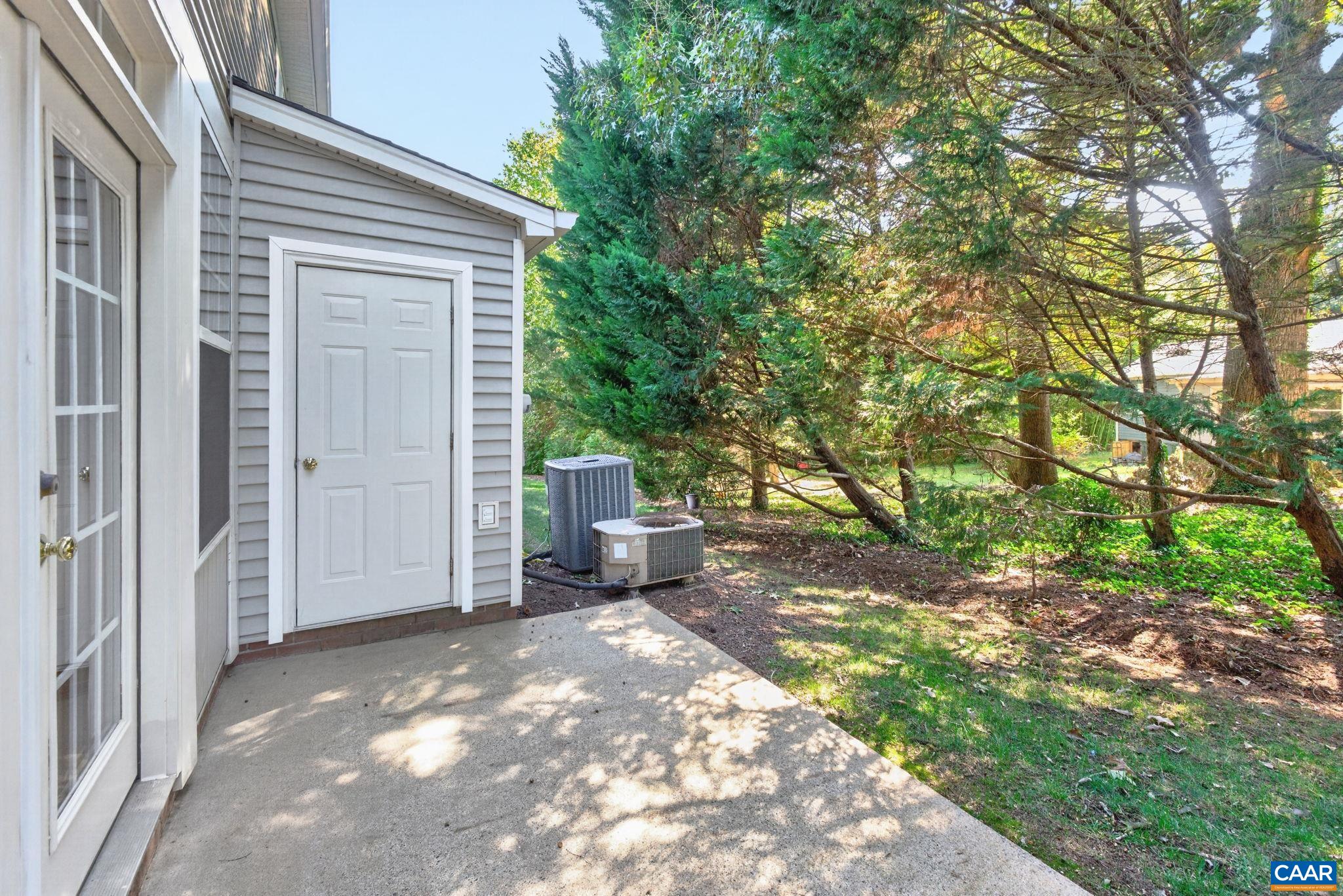 1107 SOMER CHASE CT, CHARLOTTESVILLE, Virginia 22911, 3 Bedrooms Bedrooms, ,2 BathroomsBathrooms,Residential,1107 SOMER CHASE CT,682888 MLS # 682888
