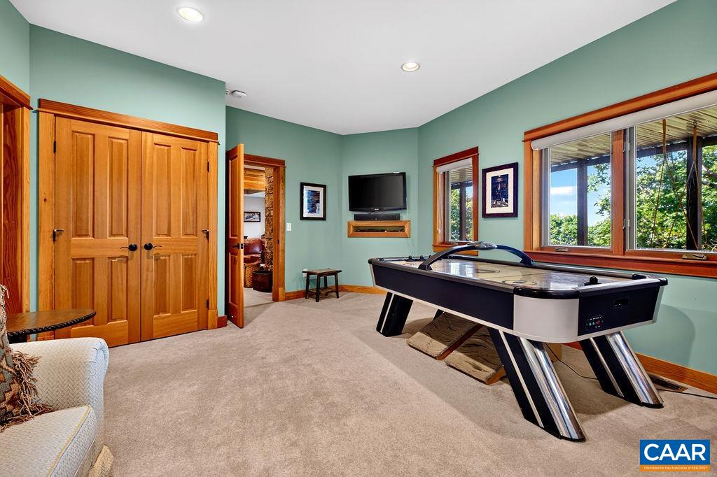 18 VALLEY VIEW CT, WINTERGREEN RESORT, Virginia 22952, 6 Bedrooms Bedrooms, ,5 BathroomsBathrooms,Residential,Shenandoah Splendor,18 VALLEY VIEW CT,682830 MLS # 682830 18 VALLEY VIEW CT, WINTERGREEN RESORT, Virginia 22952, 6 Bedrooms Bedrooms, ,5 BathroomsBathrooms,Residential,Shenandoah Splendor,18 VALLEY VIEW CT,682830 MLS # 682830