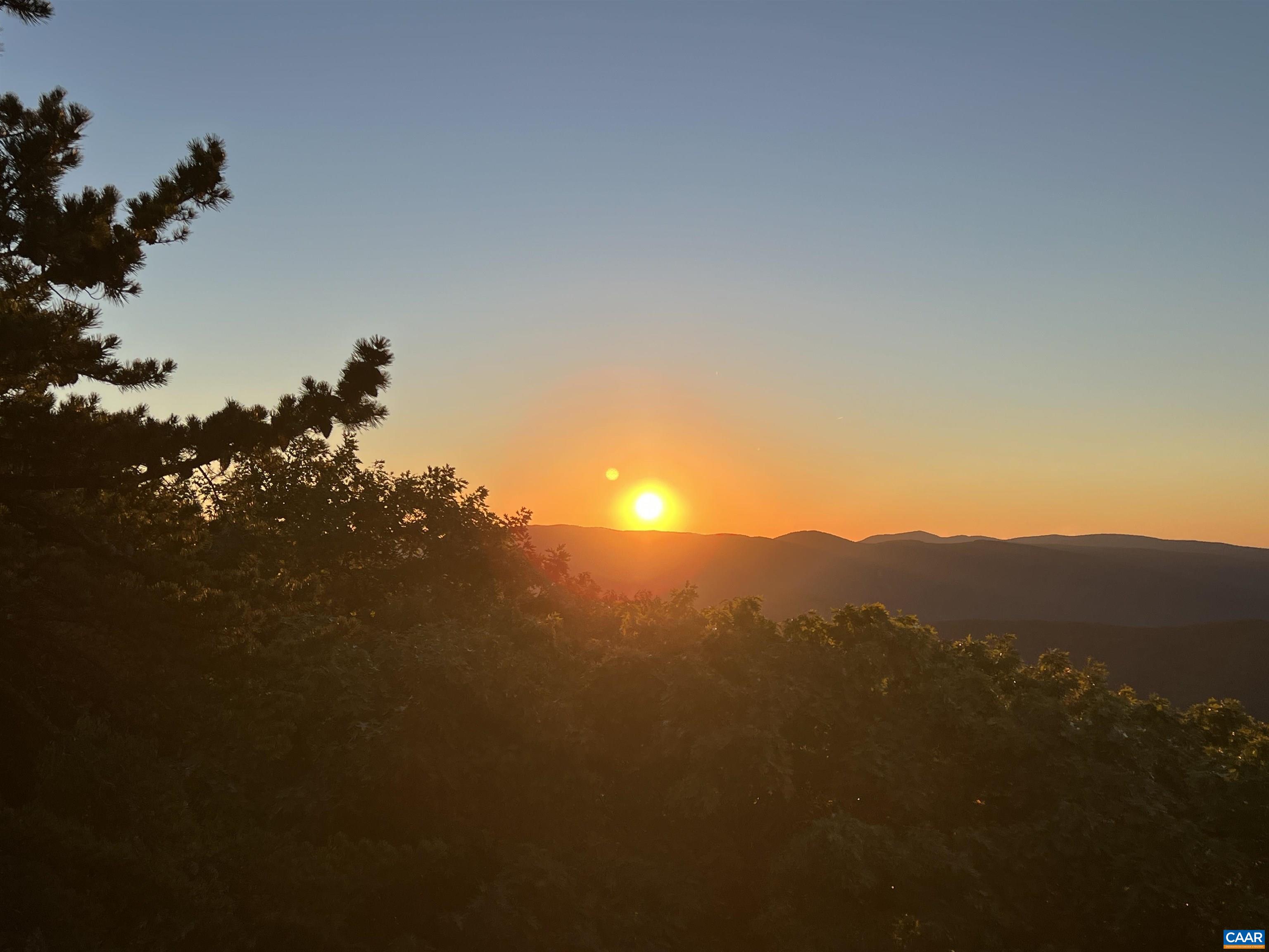 18 VALLEY VIEW CT, WINTERGREEN RESORT, Virginia 22952, 6 Bedrooms Bedrooms, ,5 BathroomsBathrooms,Residential,Shenandoah Splendor,18 VALLEY VIEW CT,682830 MLS # 682830 18 VALLEY VIEW CT, WINTERGREEN RESORT, Virginia 22952, 6 Bedrooms Bedrooms, ,5 BathroomsBathrooms,Residential,Shenandoah Splendor,18 VALLEY VIEW CT,682830 MLS # 682830