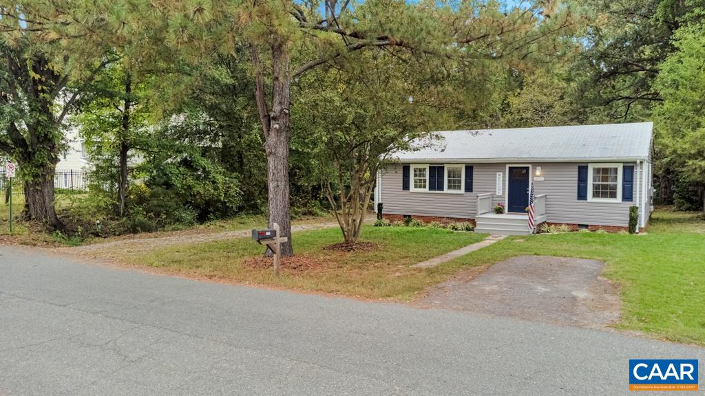 4130 SPRENKLE LN, HENRICO, Virginia 23228, 3 Bedrooms Bedrooms, ,1 BathroomBathrooms,Residential,4130 SPRENKLE LN,682897 MLS # 682897 4130 SPRENKLE LN, HENRICO, Virginia 23228, 3 Bedrooms Bedrooms, ,1 BathroomBathrooms,Residential,4130 SPRENKLE LN,682897 MLS # 682897