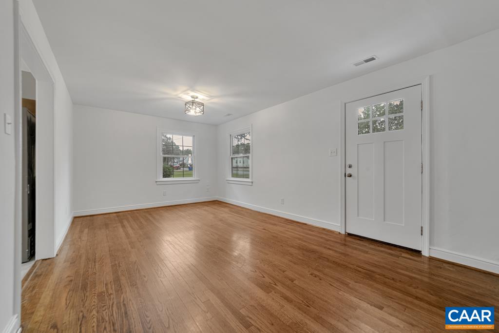 4130 SPRENKLE LN, HENRICO, Virginia 23228, 3 Bedrooms Bedrooms, ,1 BathroomBathrooms,Residential,4130 SPRENKLE LN,682897 MLS # 682897 4130 SPRENKLE LN, HENRICO, Virginia 23228, 3 Bedrooms Bedrooms, ,1 BathroomBathrooms,Residential,4130 SPRENKLE LN,682897 MLS # 682897