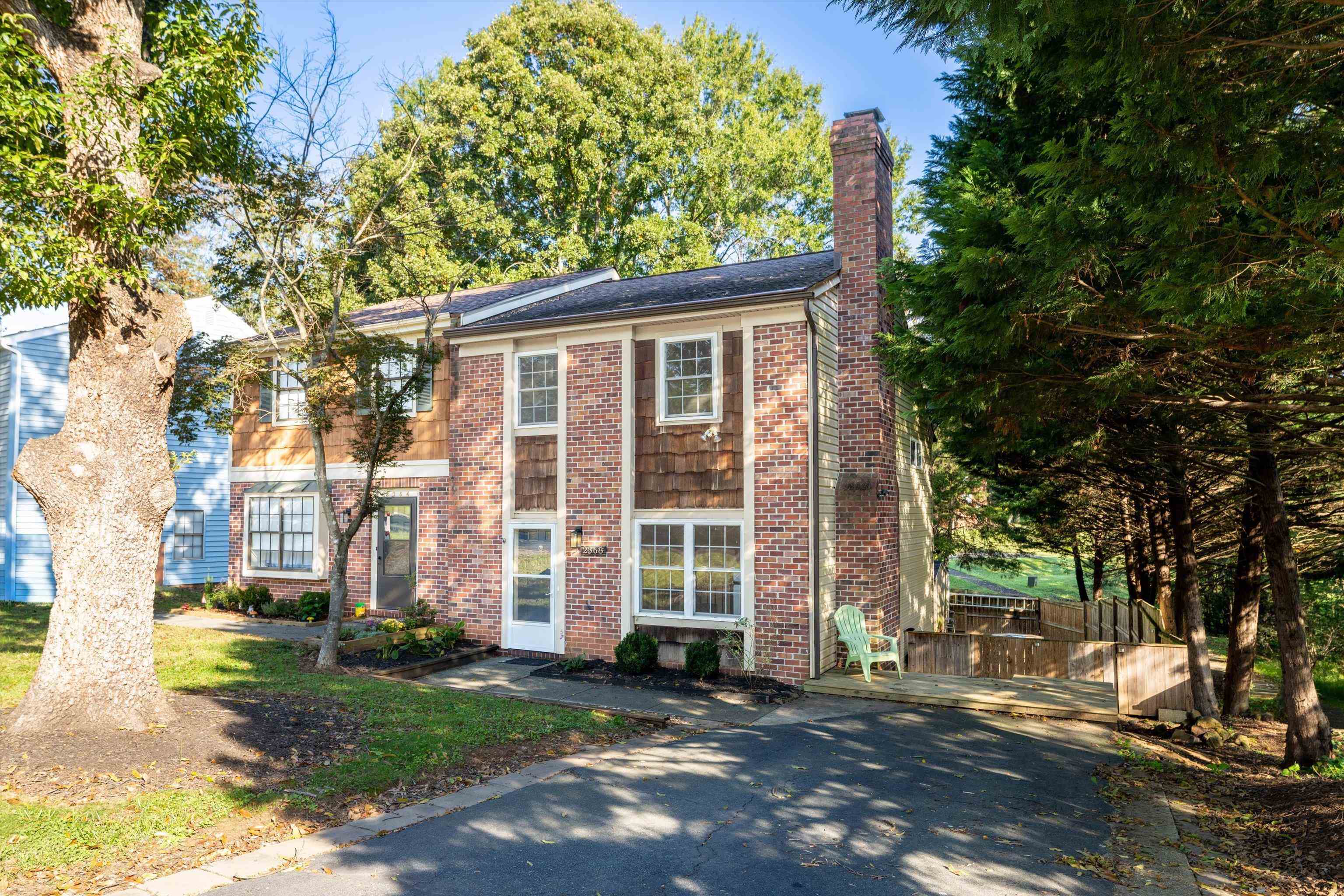 2368 WHITNEY CT, CHARLOTTESVILLE, Virginia 22911, 3 Bedrooms Bedrooms, ,1 BathroomBathrooms,Residential,2368 WHITNEY CT,682904 MLS # 682904
