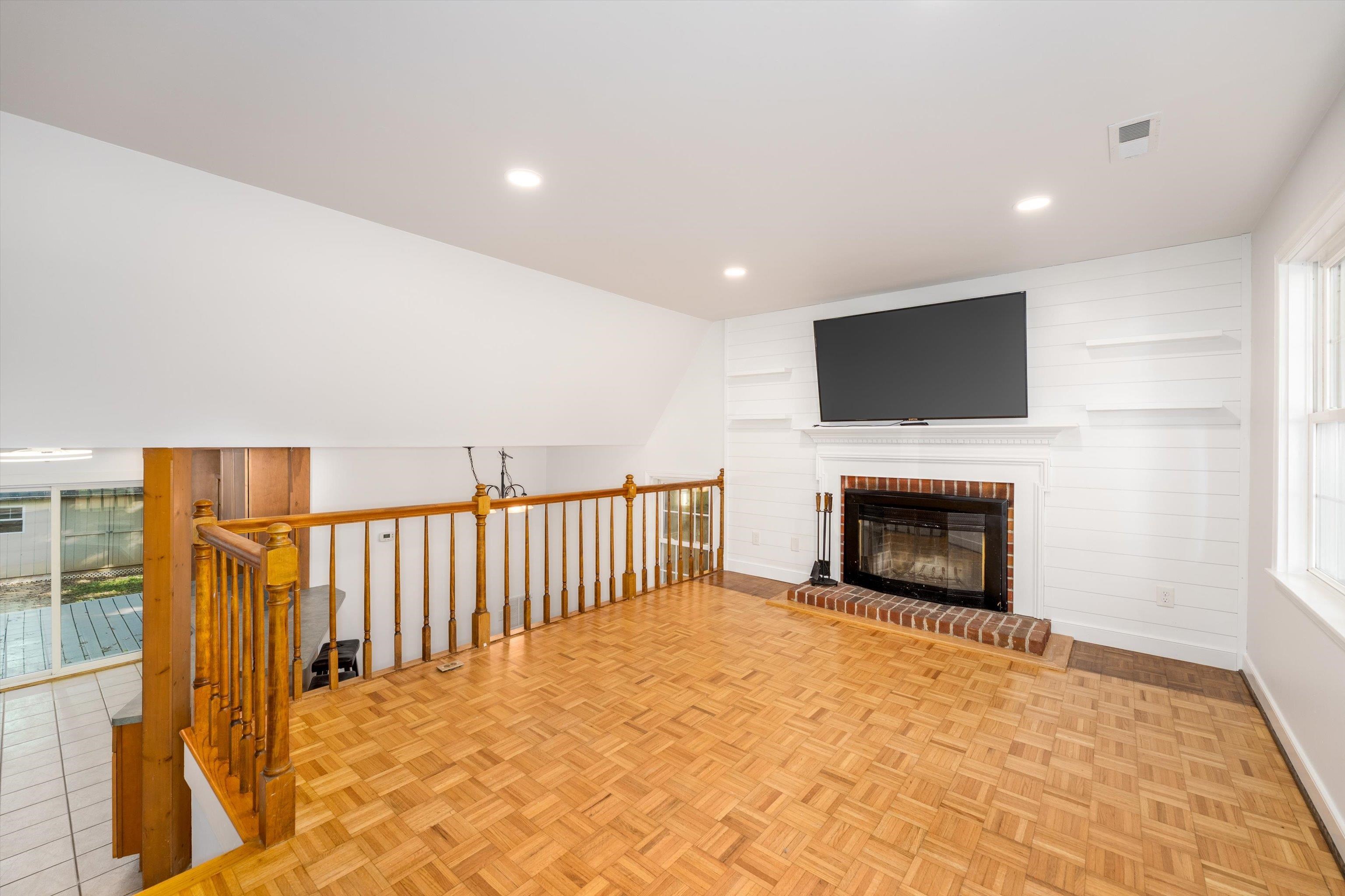 2368 WHITNEY CT, CHARLOTTESVILLE, Virginia 22911, 3 Bedrooms Bedrooms, ,1 BathroomBathrooms,Residential,2368 WHITNEY CT,682904 MLS # 682904
