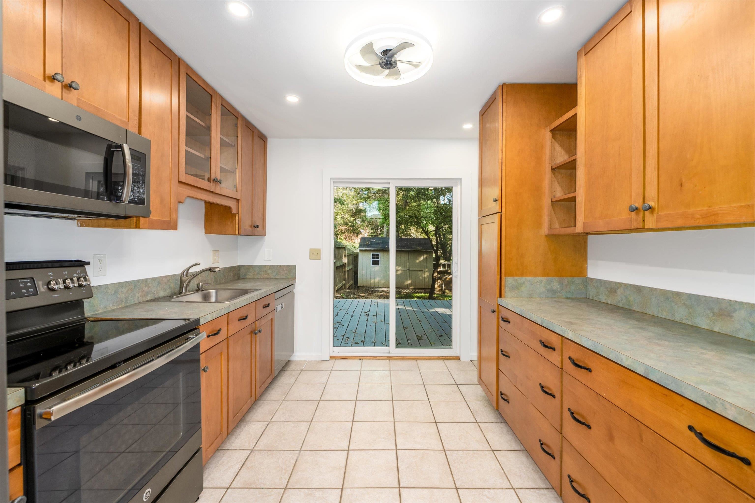 2368 WHITNEY CT, CHARLOTTESVILLE, Virginia 22911, 3 Bedrooms Bedrooms, ,1 BathroomBathrooms,Residential,2368 WHITNEY CT,682904 MLS # 682904