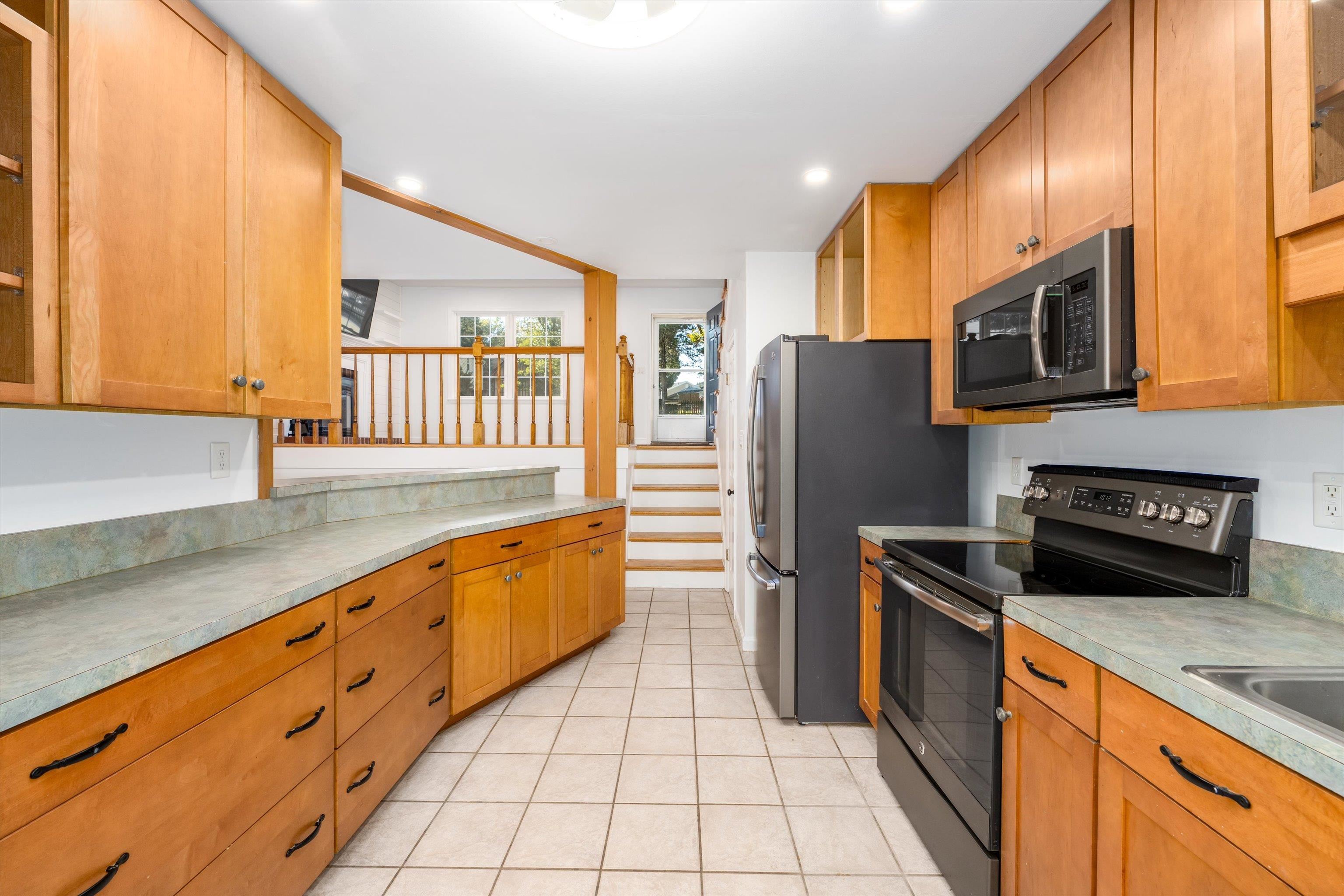 2368 WHITNEY CT, CHARLOTTESVILLE, Virginia 22911, 3 Bedrooms Bedrooms, ,1 BathroomBathrooms,Residential,2368 WHITNEY CT,682904 MLS # 682904