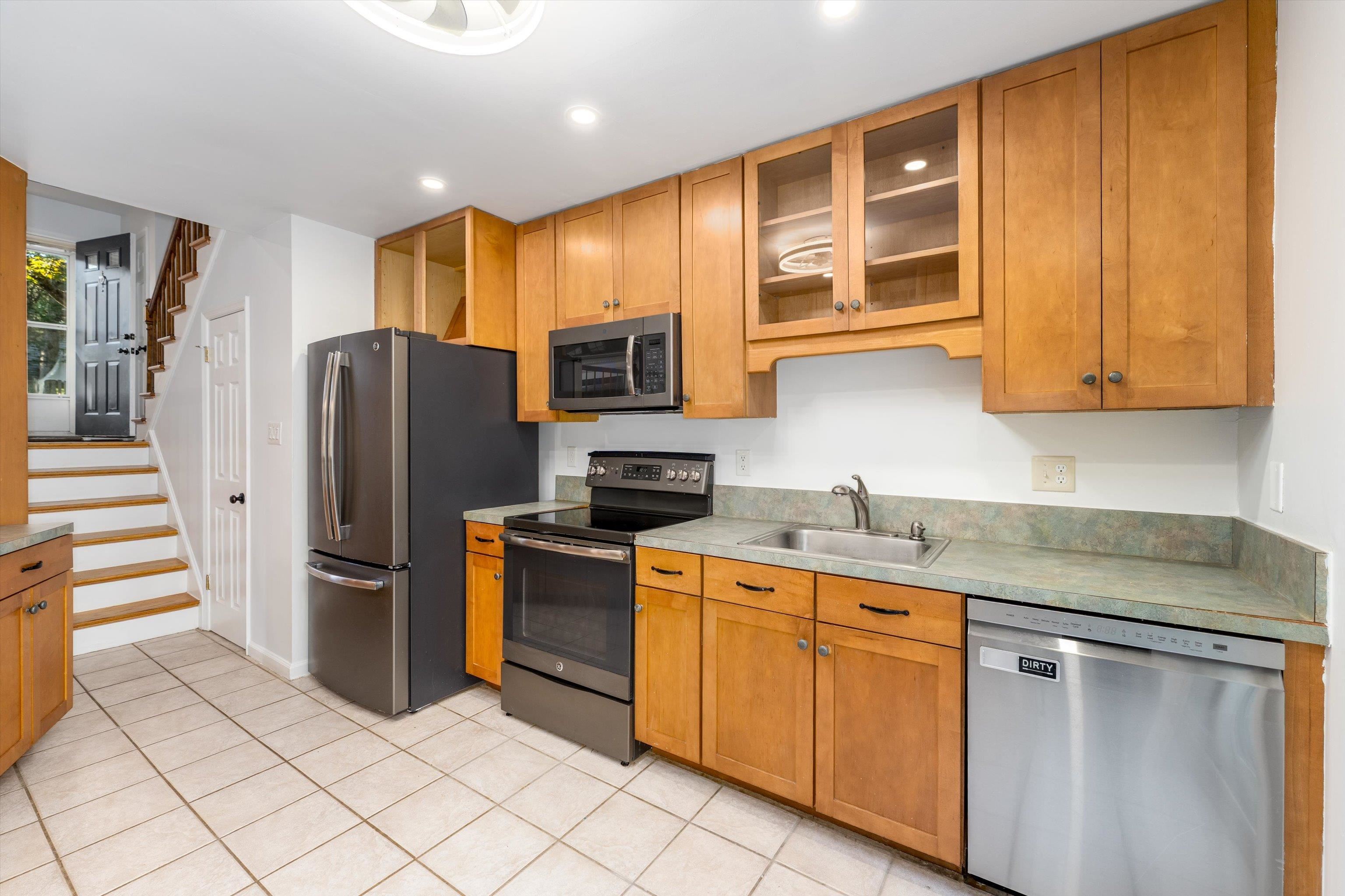 2368 WHITNEY CT, CHARLOTTESVILLE, Virginia 22911, 3 Bedrooms Bedrooms, ,1 BathroomBathrooms,Residential,2368 WHITNEY CT,682904 MLS # 682904