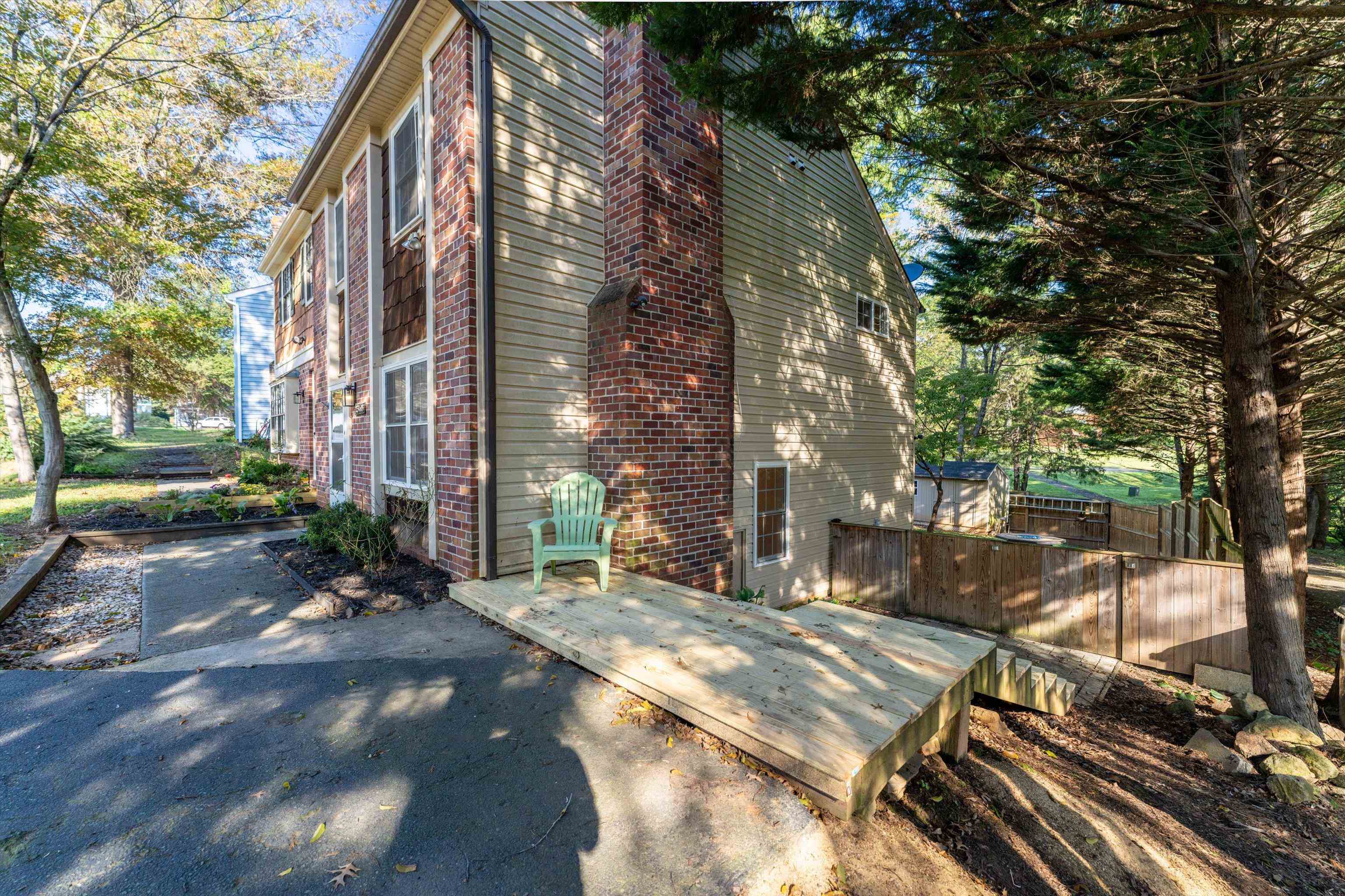 2368 WHITNEY CT, CHARLOTTESVILLE, Virginia 22911, 3 Bedrooms Bedrooms, ,1 BathroomBathrooms,Residential,2368 WHITNEY CT,682904 MLS # 682904