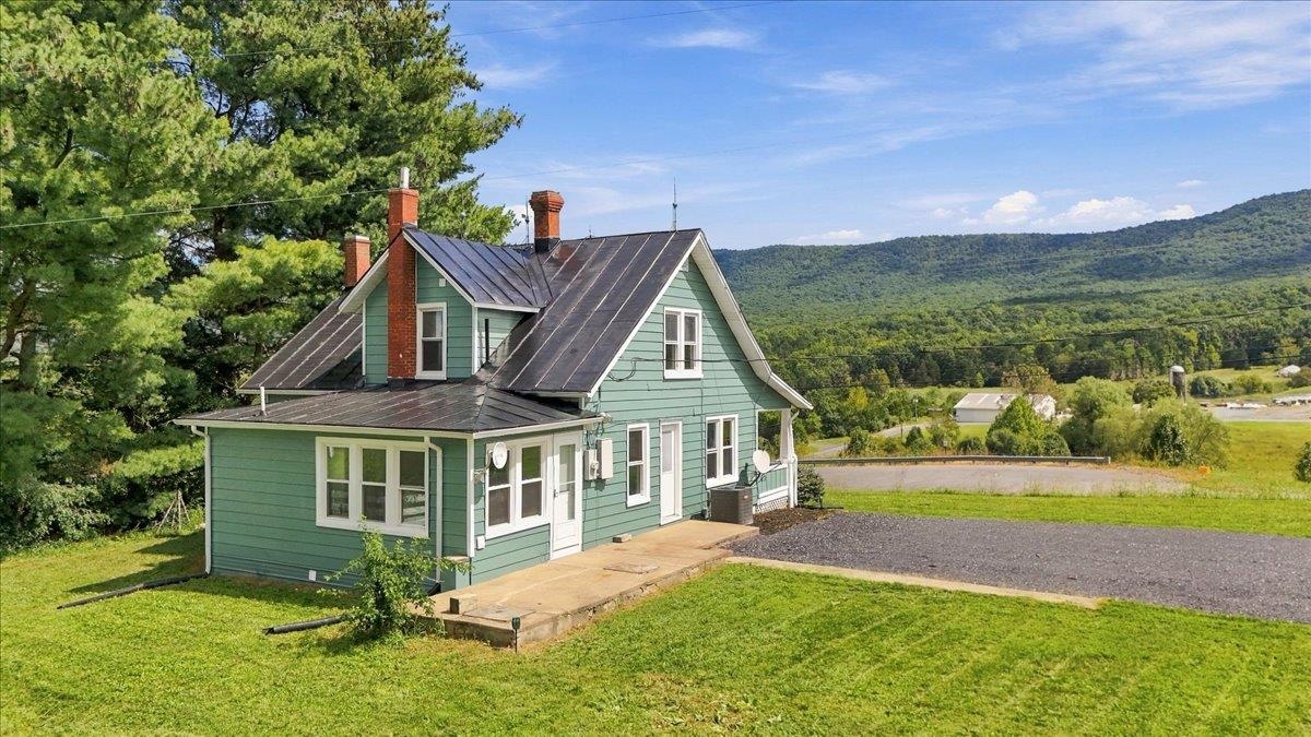 12029 MOUNTAIN VALLEY RD, ROCKINGHAM, Virginia 22802, 4 Bedrooms Bedrooms, ,2 BathroomsBathrooms,Residential,12029 MOUNTAIN VALLEY RD,682908 MLS # 682908 12029 MOUNTAIN VALLEY RD, ROCKINGHAM, Virginia 22802, 4 Bedrooms Bedrooms, ,2 BathroomsBathrooms,Residential,12029 MOUNTAIN VALLEY RD,682908 MLS # 682908