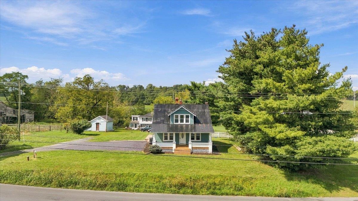 12029 MOUNTAIN VALLEY RD, ROCKINGHAM, Virginia 22802, 4 Bedrooms Bedrooms, ,2 BathroomsBathrooms,Residential,12029 MOUNTAIN VALLEY RD,682908 MLS # 682908 12029 MOUNTAIN VALLEY RD, ROCKINGHAM, Virginia 22802, 4 Bedrooms Bedrooms, ,2 BathroomsBathrooms,Residential,12029 MOUNTAIN VALLEY RD,682908 MLS # 682908