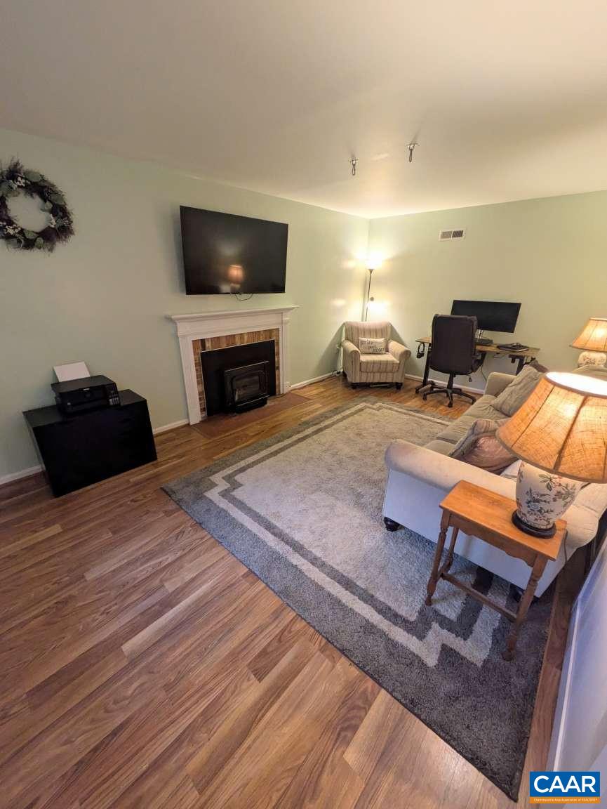206 ROBINHOOD RD, STAUNTON, Virginia 24401, 4 Bedrooms Bedrooms, ,2 BathroomsBathrooms,Residential,206 ROBINHOOD RD,682909 MLS # 682909