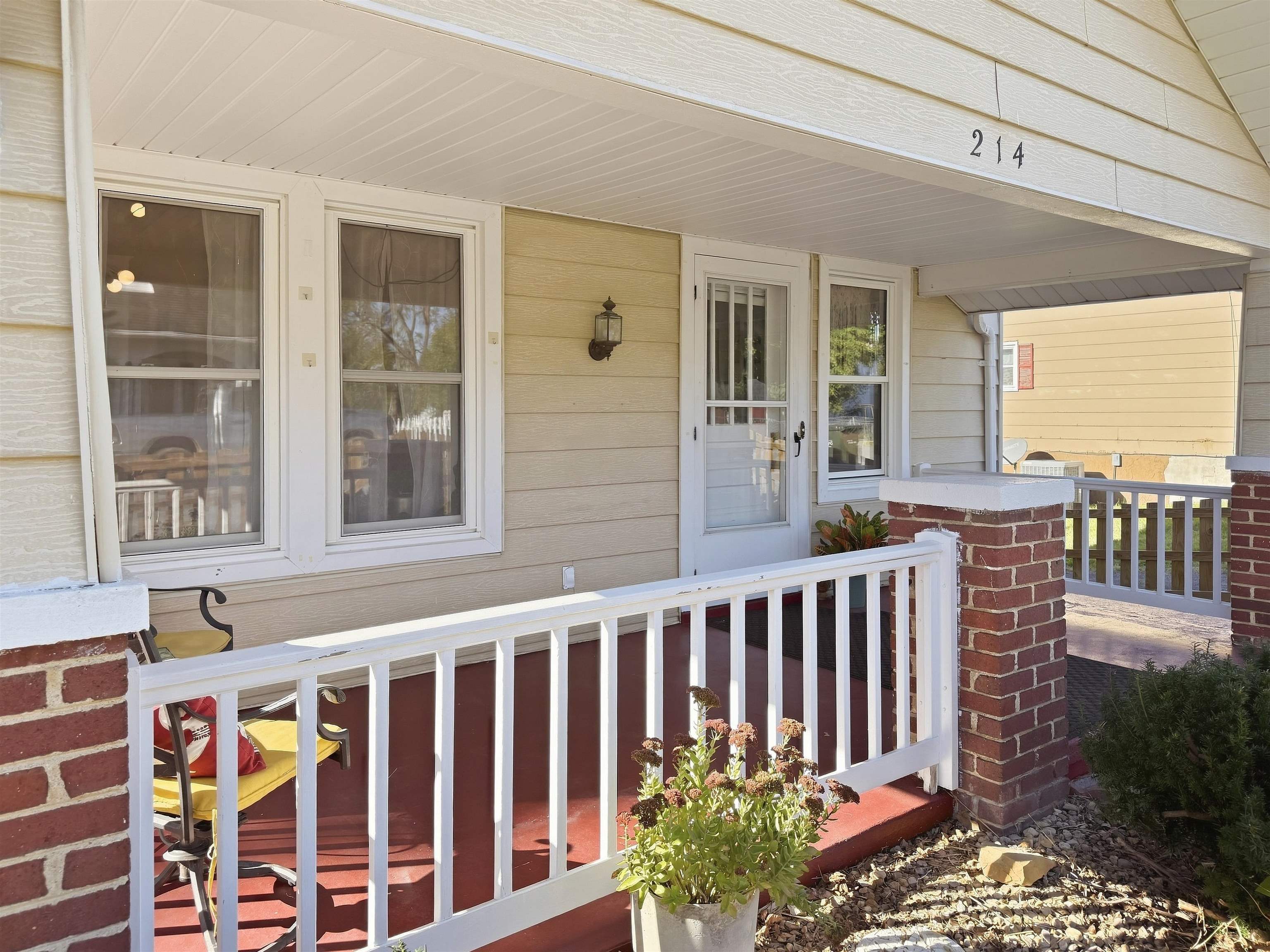 214 THOMPSON ST, STAUNTON, Virginia 24401, 3 Bedrooms Bedrooms, ,1 BathroomBathrooms,Residential,214 Thompson St,214 THOMPSON ST,682855 MLS # 682855 214 THOMPSON ST, STAUNTON, Virginia 24401, 3 Bedrooms Bedrooms, ,1 BathroomBathrooms,Residential,214 Thompson St,214 THOMPSON ST,682855 MLS # 682855
