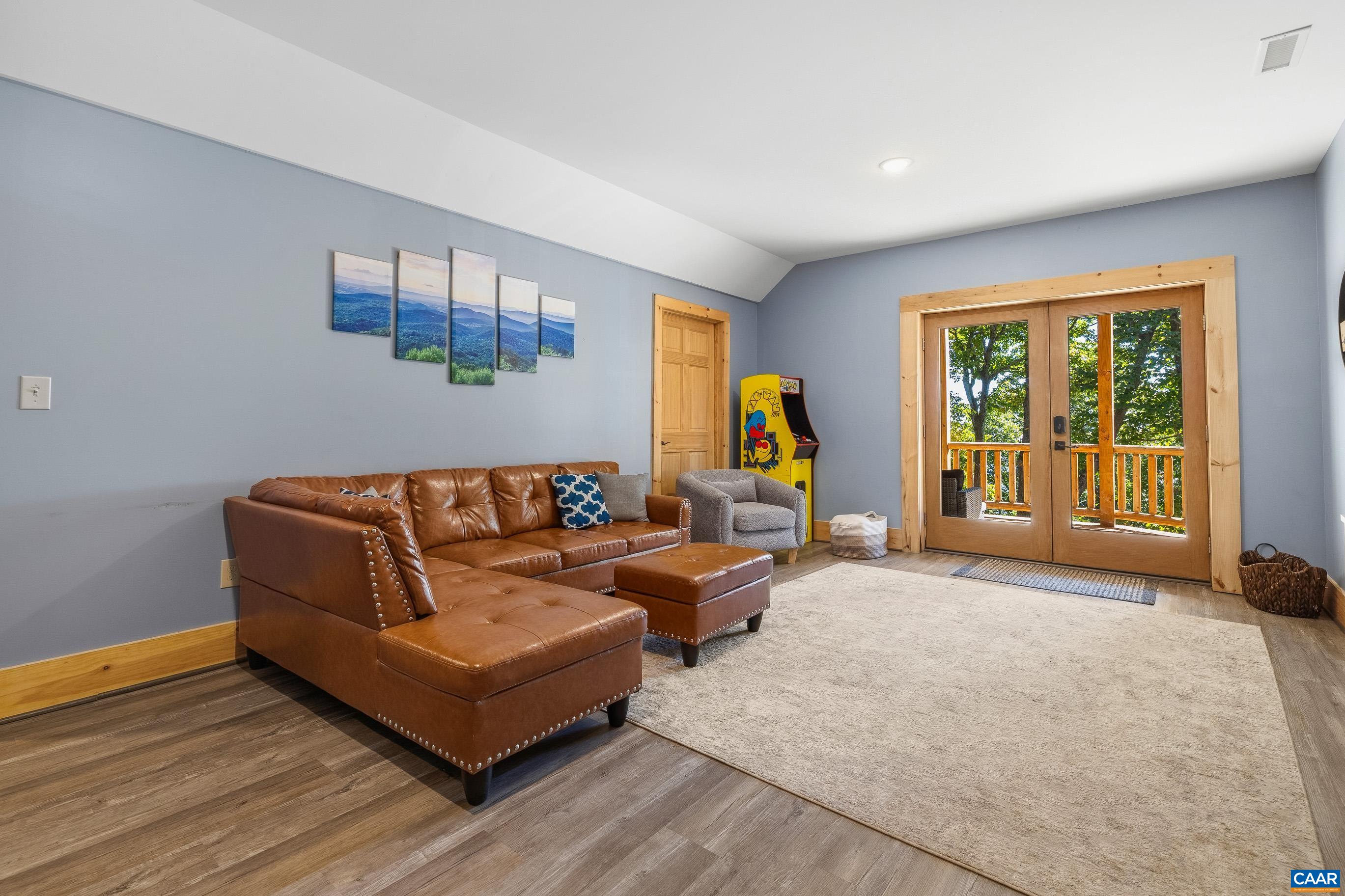 304 CHESTNUT PL, WINTERGREEN RESORT, Virginia 22967, 6 Bedrooms Bedrooms, ,3 BathroomsBathrooms,Residential,304 CHESTNUT PL,682901 MLS # 682901 304 CHESTNUT PL, WINTERGREEN RESORT, Virginia 22967, 6 Bedrooms Bedrooms, ,3 BathroomsBathrooms,Residential,304 CHESTNUT PL,682901 MLS # 682901