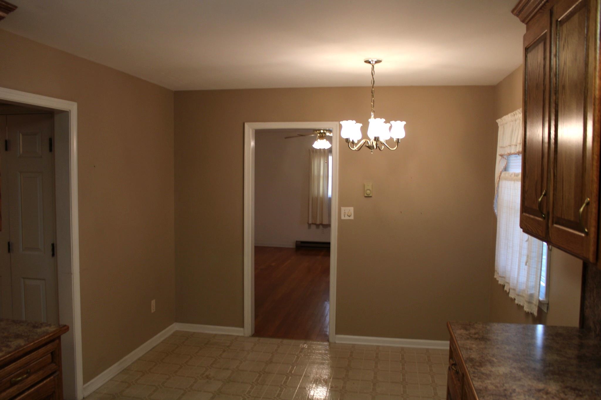 2208 DAVIS ST, STAUNTON, Virginia 24401, 3 Bedrooms Bedrooms, ,1 BathroomBathrooms,Residential,2208 DAVIS ST,682914 MLS # 682914 2208 DAVIS ST, STAUNTON, Virginia 24401, 3 Bedrooms Bedrooms, ,1 BathroomBathrooms,Residential,2208 DAVIS ST,682914 MLS # 682914