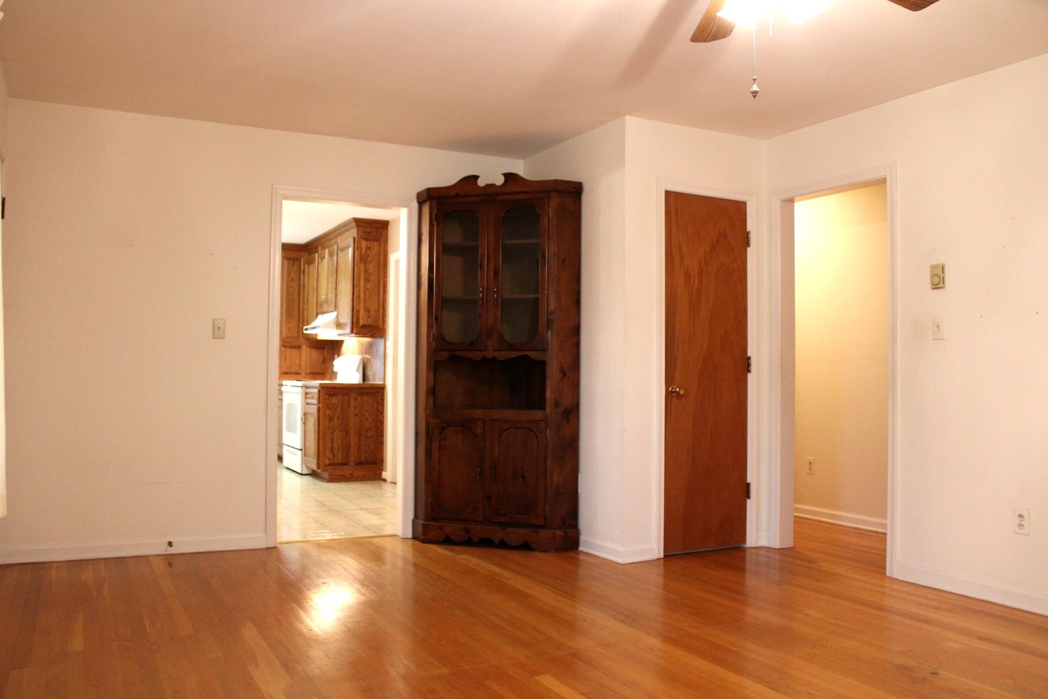 2208 DAVIS ST, STAUNTON, Virginia 24401, 3 Bedrooms Bedrooms, ,1 BathroomBathrooms,Residential,2208 DAVIS ST,682914 MLS # 682914 2208 DAVIS ST, STAUNTON, Virginia 24401, 3 Bedrooms Bedrooms, ,1 BathroomBathrooms,Residential,2208 DAVIS ST,682914 MLS # 682914