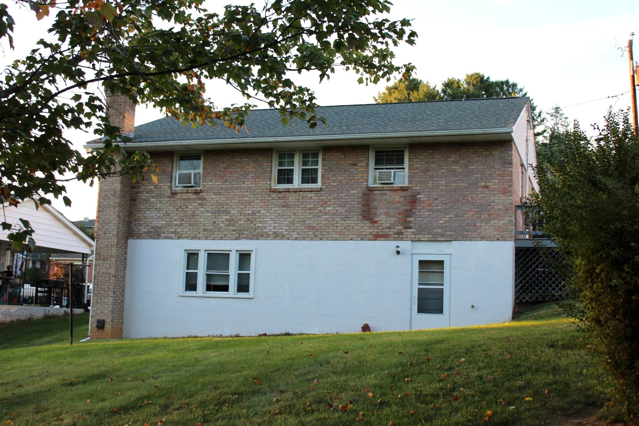 2208 DAVIS ST, STAUNTON, Virginia 24401, 3 Bedrooms Bedrooms, ,1 BathroomBathrooms,Residential,2208 DAVIS ST,682914 MLS # 682914 2208 DAVIS ST, STAUNTON, Virginia 24401, 3 Bedrooms Bedrooms, ,1 BathroomBathrooms,Residential,2208 DAVIS ST,682914 MLS # 682914