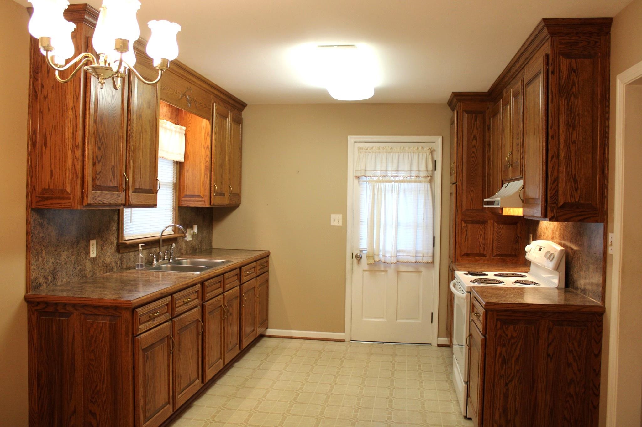 2208 DAVIS ST, STAUNTON, Virginia 24401, 3 Bedrooms Bedrooms, ,1 BathroomBathrooms,Residential,2208 DAVIS ST,682914 MLS # 682914 2208 DAVIS ST, STAUNTON, Virginia 24401, 3 Bedrooms Bedrooms, ,1 BathroomBathrooms,Residential,2208 DAVIS ST,682914 MLS # 682914
