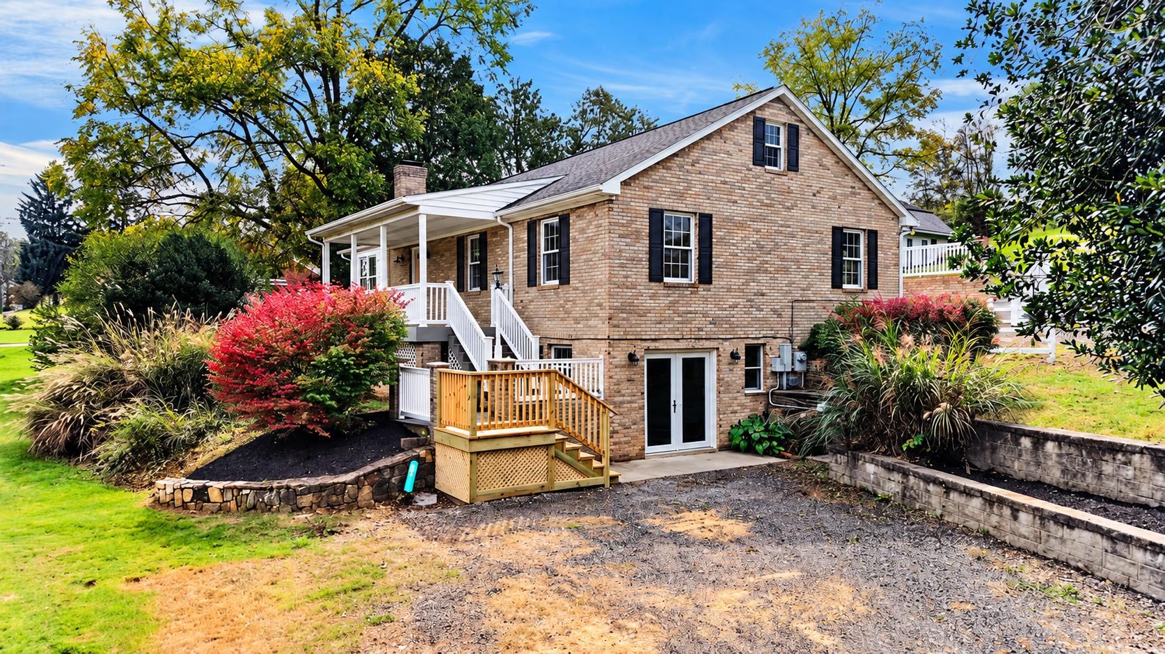 661 LADD RD, FISHERSVILLE, Virginia 22939, 3 Bedrooms Bedrooms, ,3 BathroomsBathrooms,Residential,661 LADD RD,682924 MLS # 682924 661 LADD RD, FISHERSVILLE, Virginia 22939, 3 Bedrooms Bedrooms, ,3 BathroomsBathrooms,Residential,661 LADD RD,682924 MLS # 682924