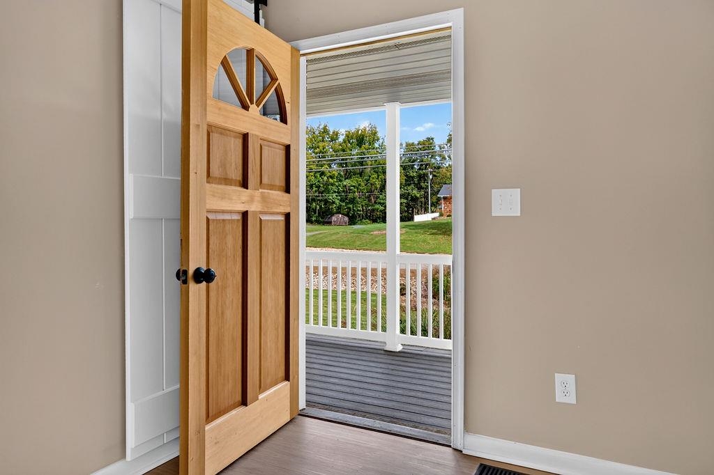 661 LADD RD, FISHERSVILLE, Virginia 22939, 3 Bedrooms Bedrooms, ,3 BathroomsBathrooms,Residential,661 LADD RD,682924 MLS # 682924 661 LADD RD, FISHERSVILLE, Virginia 22939, 3 Bedrooms Bedrooms, ,3 BathroomsBathrooms,Residential,661 LADD RD,682924 MLS # 682924
