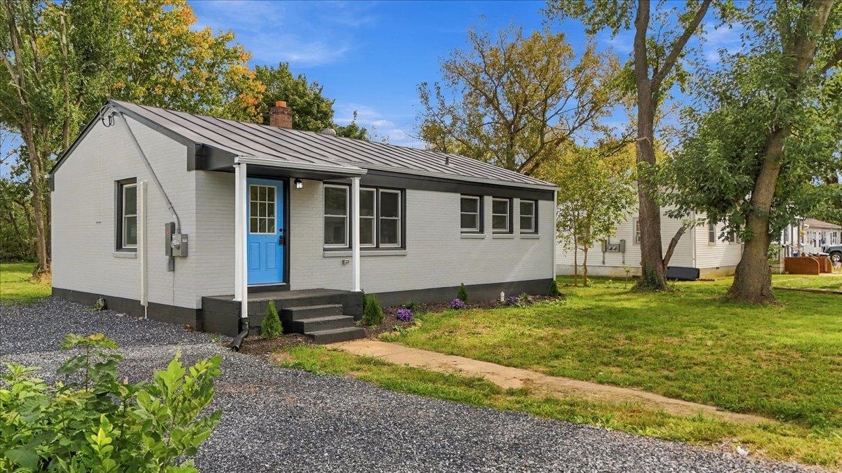 874 JEFFERSON ST, HARRISONBURG, Virginia 22802, 3 Bedrooms Bedrooms, ,1 BathroomBathrooms,Residential,874 JEFFERSON ST,682925 MLS # 682925