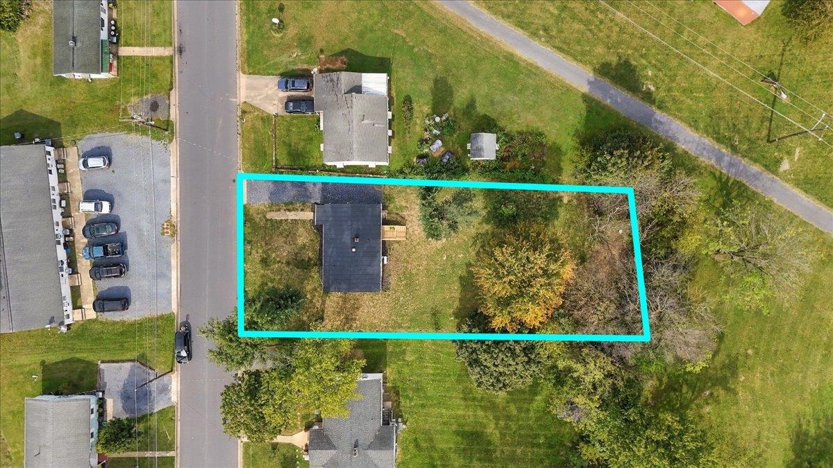 874 JEFFERSON ST, HARRISONBURG, Virginia 22802, 3 Bedrooms Bedrooms, ,1 BathroomBathrooms,Residential,874 JEFFERSON ST,682925 MLS # 682925