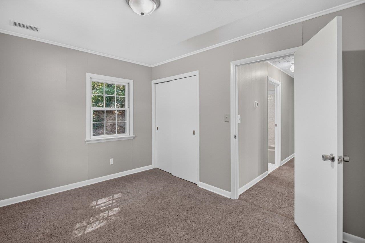 7499 OTTOBINE RD, DAYTON, Virginia 22821, 4 Bedrooms Bedrooms, ,1 BathroomBathrooms,Residential,7499 OTTOBINE RD,682668 MLS # 682668