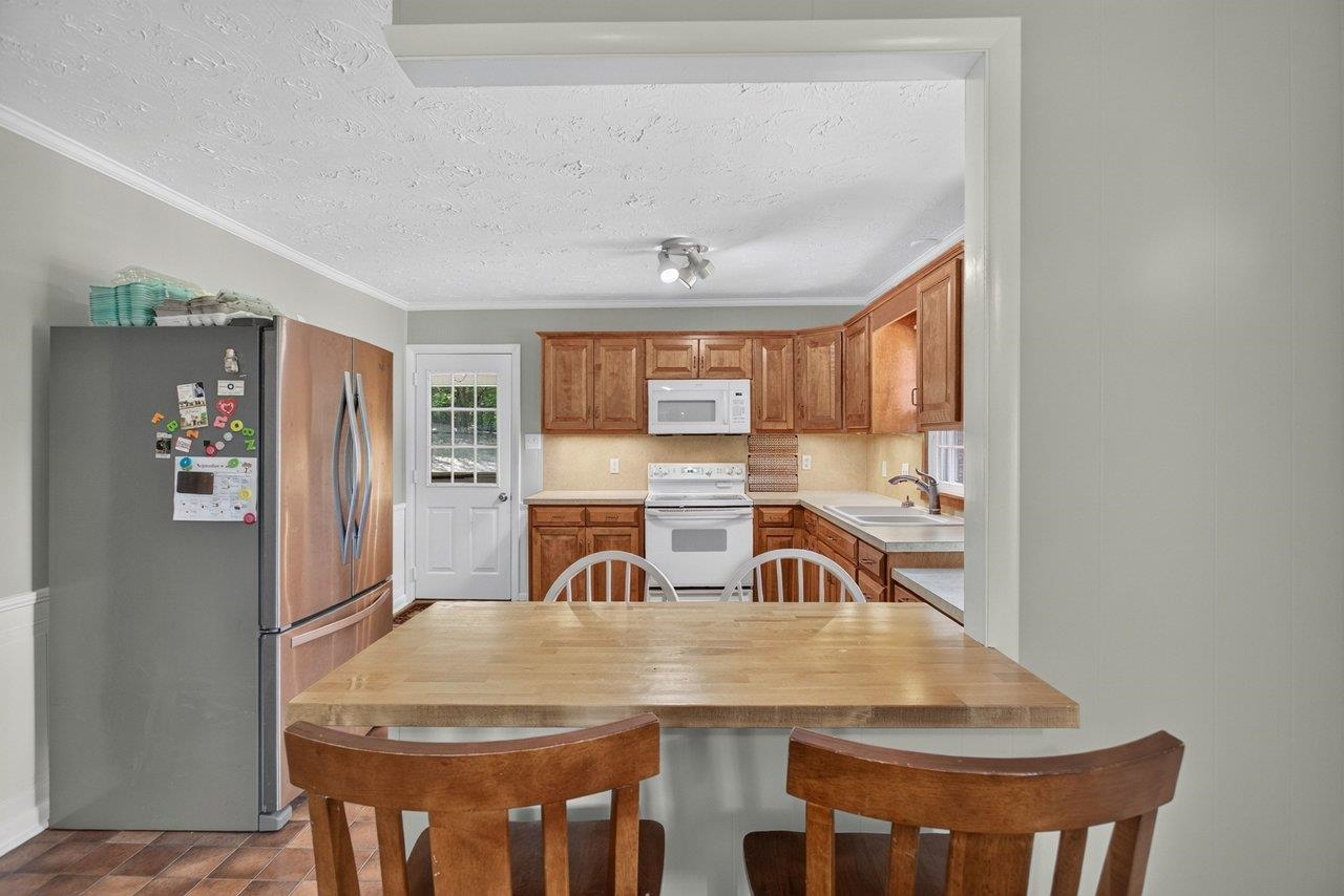 7499 OTTOBINE RD, DAYTON, Virginia 22821, 4 Bedrooms Bedrooms, ,1 BathroomBathrooms,Residential,7499 OTTOBINE RD,682668 MLS # 682668