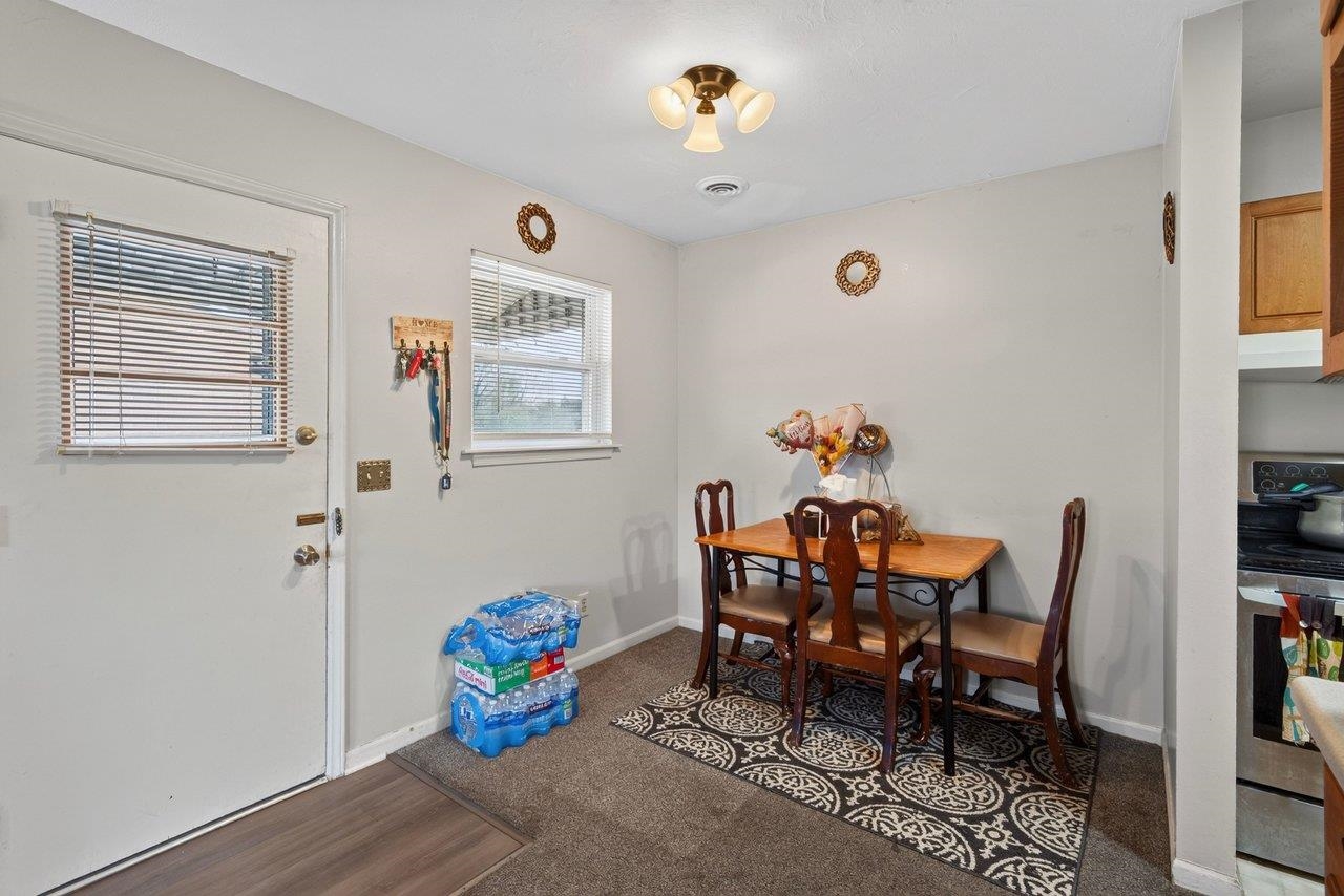 95 SOUTH AVE, HARRISONBURG, Virginia 22801, 3 Bedrooms Bedrooms, ,1 BathroomBathrooms,Residential,95 SOUTH AVE,682940 MLS # 682940