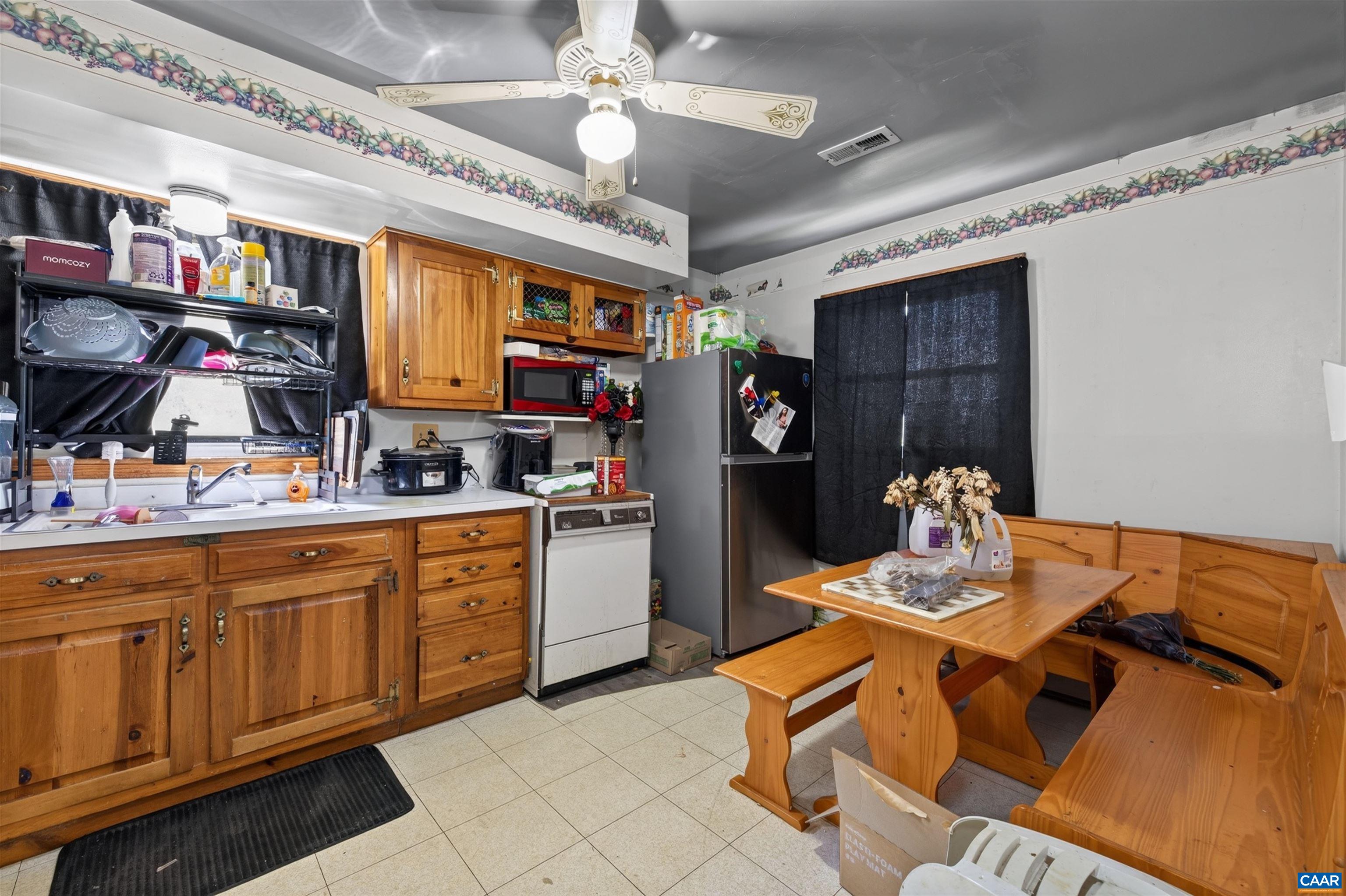 42 BIKAH LN, LEXINGTON, Virginia 24450, 5 Bedrooms Bedrooms, ,3 BathroomsBathrooms,Residential,42 BIKAH LN,682941 MLS # 682941