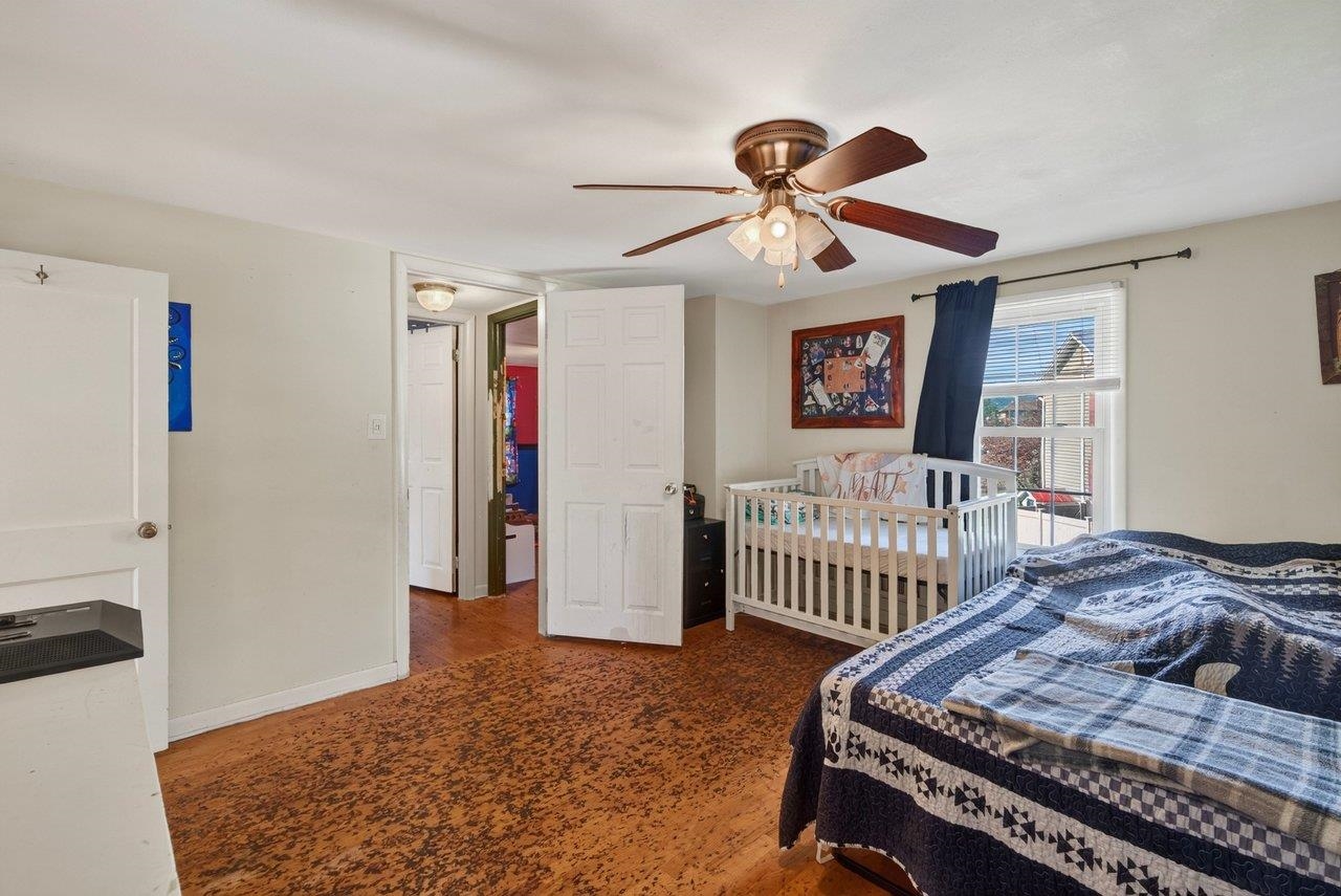 15 LURAY AVE, LURAY, Virginia 22835, 3 Bedrooms Bedrooms, ,2 BathroomsBathrooms,Residential,15 LURAY AVE,682943 MLS # 682943 15 LURAY AVE, LURAY, Virginia 22835, 3 Bedrooms Bedrooms, ,2 BathroomsBathrooms,Residential,15 LURAY AVE,682943 MLS # 682943