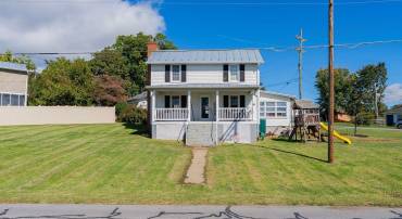 15 LURAY AVE, LURAY, Virginia 22835, 3 Bedrooms Bedrooms, ,2 BathroomsBathrooms,Residential,15 LURAY AVE,682943 MLS # 682943
