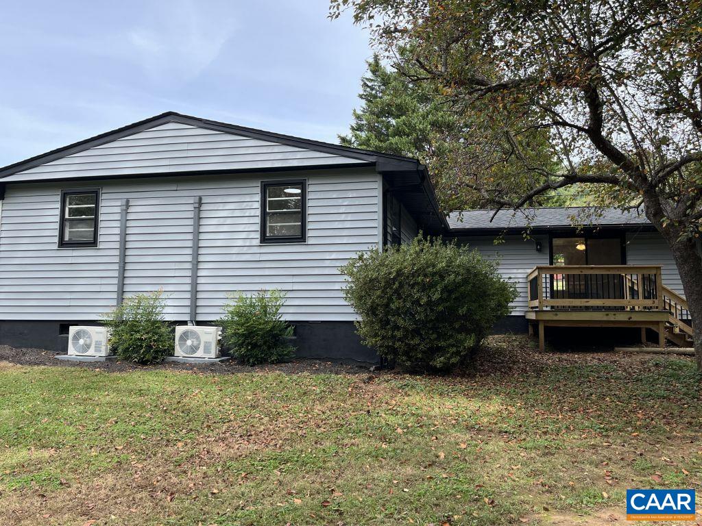 107 COURT ST, LOVINGSTON, Virginia 22949, 4 Bedrooms Bedrooms, ,2 BathroomsBathrooms,Residential,107 COURT ST,682945 MLS # 682945 107 COURT ST, LOVINGSTON, Virginia 22949, 4 Bedrooms Bedrooms, ,2 BathroomsBathrooms,Residential,107 COURT ST,682945 MLS # 682945