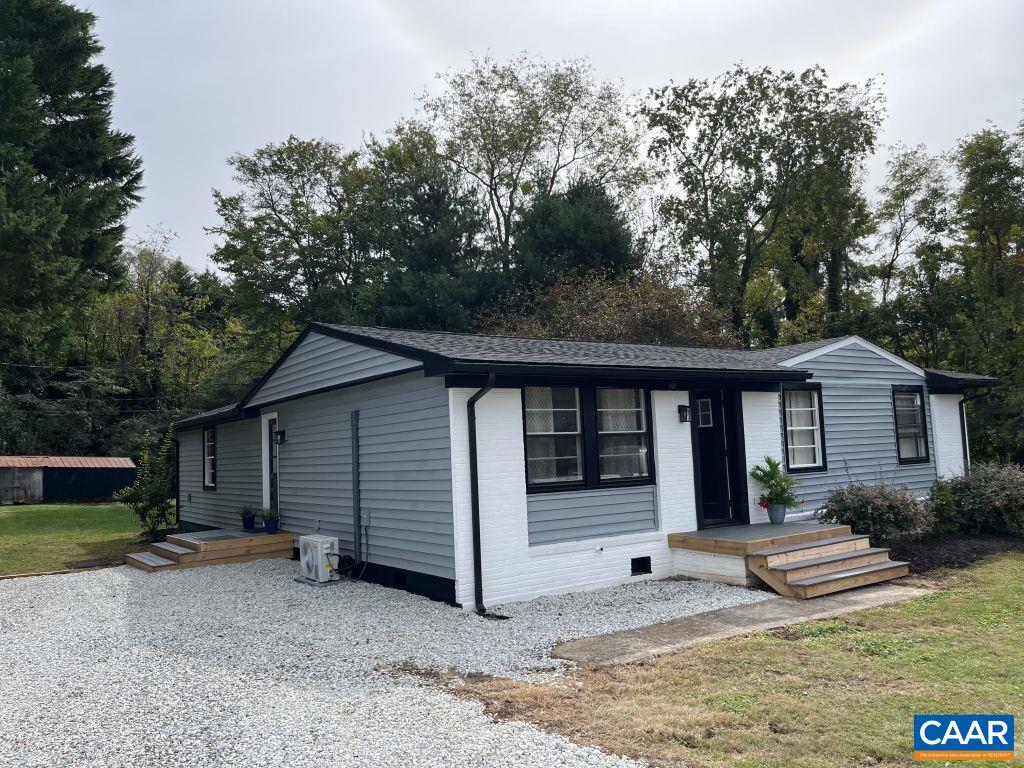 107 COURT ST, LOVINGSTON, Virginia 22949, 4 Bedrooms Bedrooms, ,2 BathroomsBathrooms,Residential,107 COURT ST,682945 MLS # 682945 107 COURT ST, LOVINGSTON, Virginia 22949, 4 Bedrooms Bedrooms, ,2 BathroomsBathrooms,Residential,107 COURT ST,682945 MLS # 682945