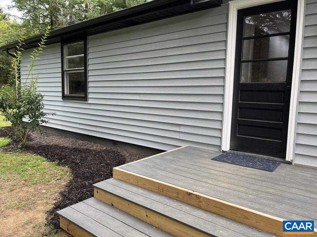 107 COURT ST, LOVINGSTON, Virginia 22949, 4 Bedrooms Bedrooms, ,2 BathroomsBathrooms,Residential,107 COURT ST,682945 MLS # 682945 107 COURT ST, LOVINGSTON, Virginia 22949, 4 Bedrooms Bedrooms, ,2 BathroomsBathrooms,Residential,107 COURT ST,682945 MLS # 682945