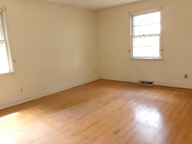 110 KERRY LN, CHARLOTTESVILLE, Virginia 22901, 4 Bedrooms Bedrooms, ,3 BathroomsBathrooms,Residential,110 KERRY LN,681734 MLS # 681734 110 KERRY LN, CHARLOTTESVILLE, Virginia 22901, 4 Bedrooms Bedrooms, ,3 BathroomsBathrooms,Residential,110 KERRY LN,681734 MLS # 681734
