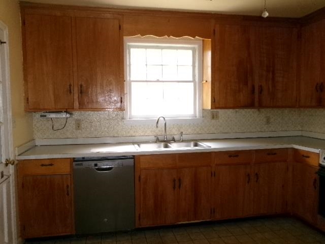 110 KERRY LN, CHARLOTTESVILLE, Virginia 22901, 4 Bedrooms Bedrooms, ,3 BathroomsBathrooms,Residential,110 KERRY LN,681734 MLS # 681734 110 KERRY LN, CHARLOTTESVILLE, Virginia 22901, 4 Bedrooms Bedrooms, ,3 BathroomsBathrooms,Residential,110 KERRY LN,681734 MLS # 681734