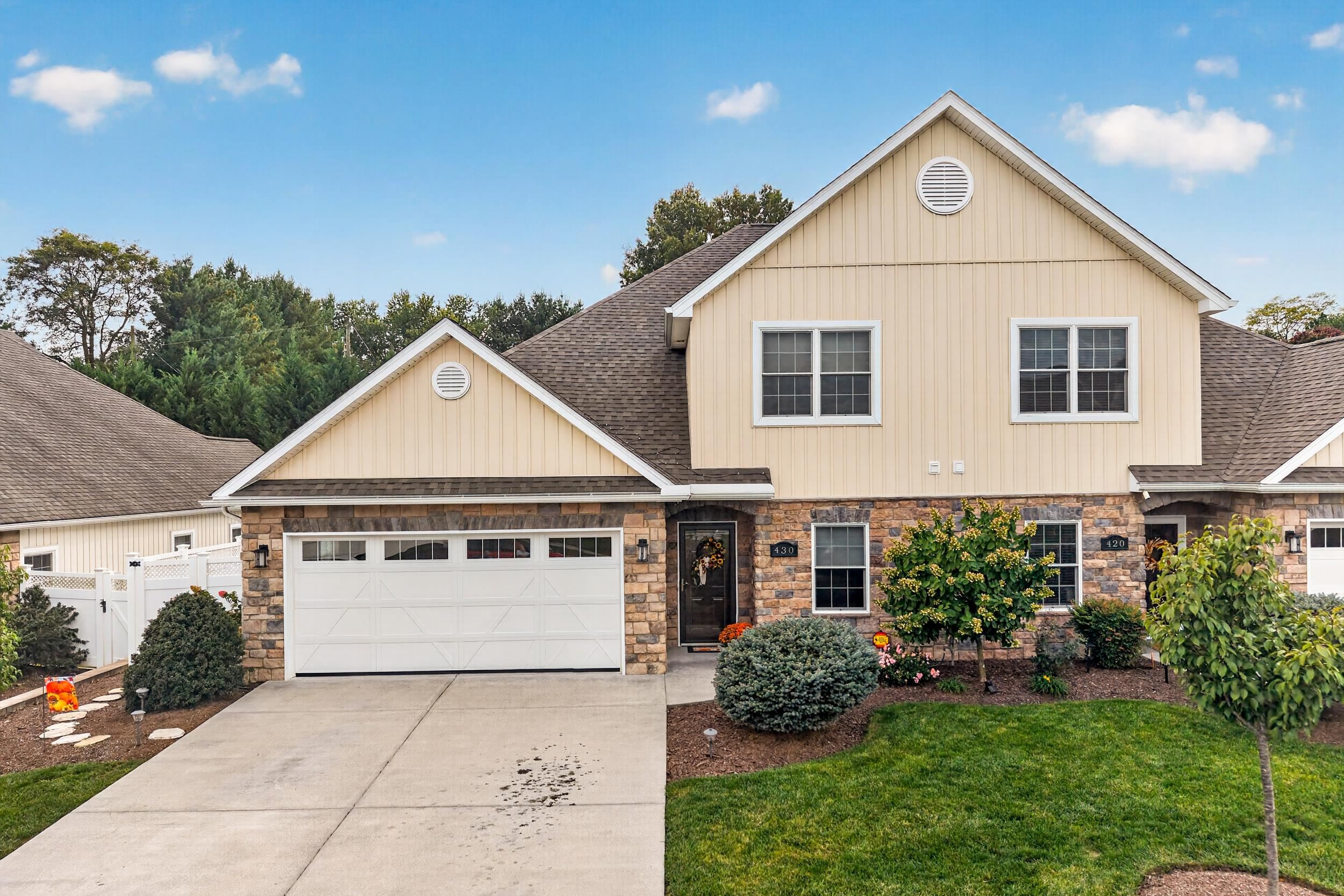 430 CALLAWAY CIR, ROCKINGHAM, Virginia 22801, 4 Bedrooms Bedrooms, ,2 BathroomsBathrooms,Residential,430 CALLAWAY CIR,682990 MLS # 682990 430 CALLAWAY CIR, ROCKINGHAM, Virginia 22801, 4 Bedrooms Bedrooms, ,2 BathroomsBathrooms,Residential,430 CALLAWAY CIR,682990 MLS # 682990