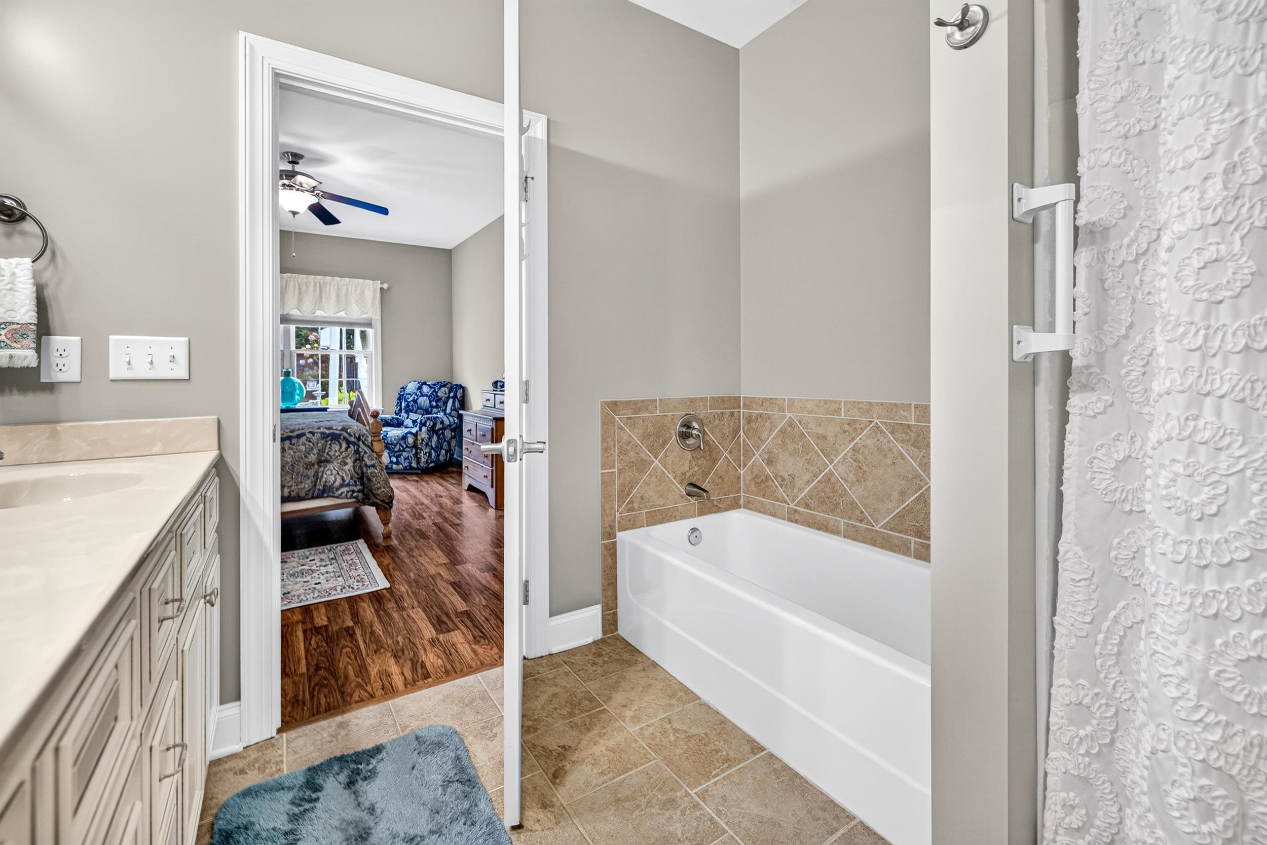 430 CALLAWAY CIR, ROCKINGHAM, Virginia 22801, 4 Bedrooms Bedrooms, ,2 BathroomsBathrooms,Residential,430 CALLAWAY CIR,682990 MLS # 682990 430 CALLAWAY CIR, ROCKINGHAM, Virginia 22801, 4 Bedrooms Bedrooms, ,2 BathroomsBathrooms,Residential,430 CALLAWAY CIR,682990 MLS # 682990