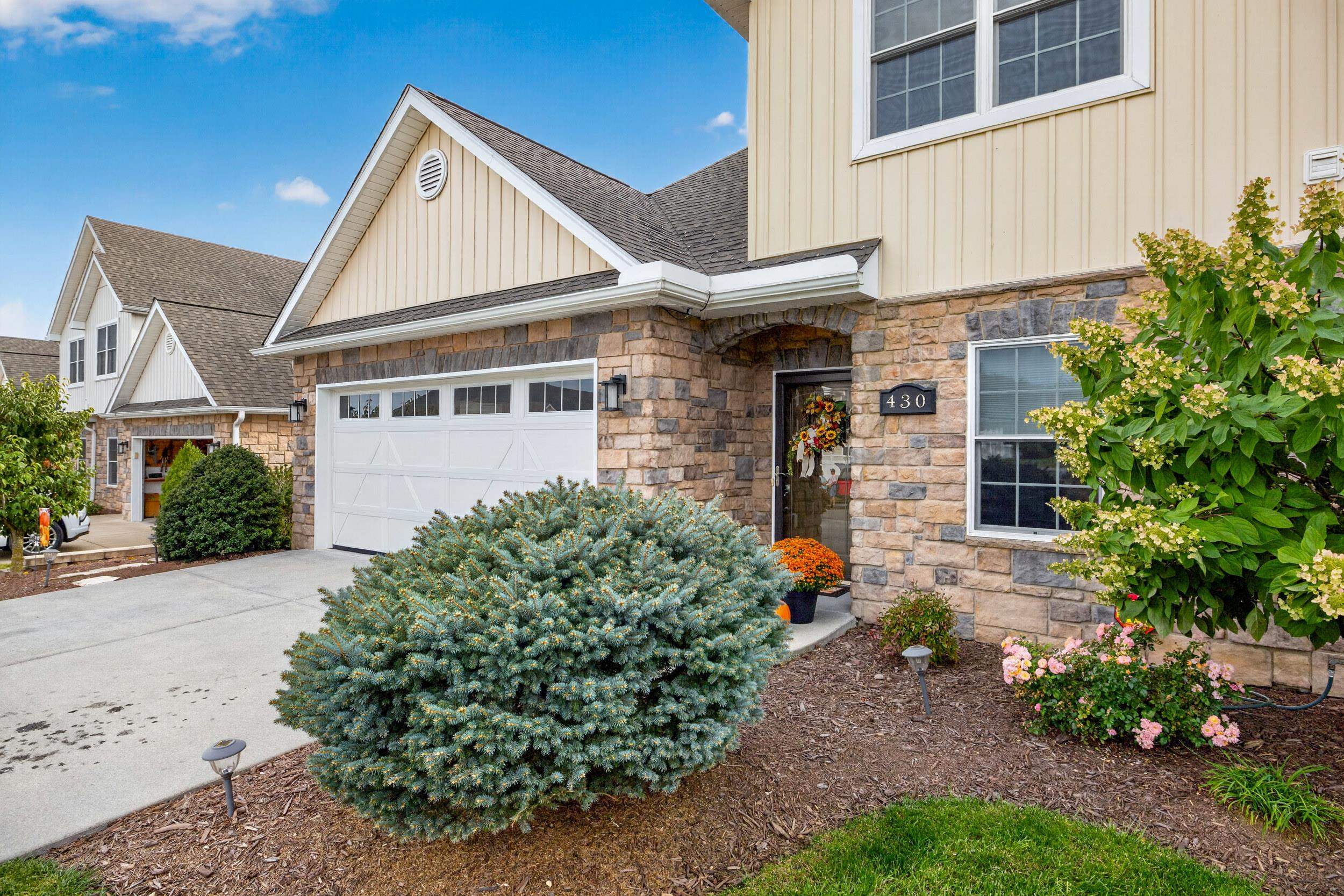 430 CALLAWAY CIR, ROCKINGHAM, Virginia 22801, 4 Bedrooms Bedrooms, ,2 BathroomsBathrooms,Residential,430 CALLAWAY CIR,682990 MLS # 682990 430 CALLAWAY CIR, ROCKINGHAM, Virginia 22801, 4 Bedrooms Bedrooms, ,2 BathroomsBathrooms,Residential,430 CALLAWAY CIR,682990 MLS # 682990
